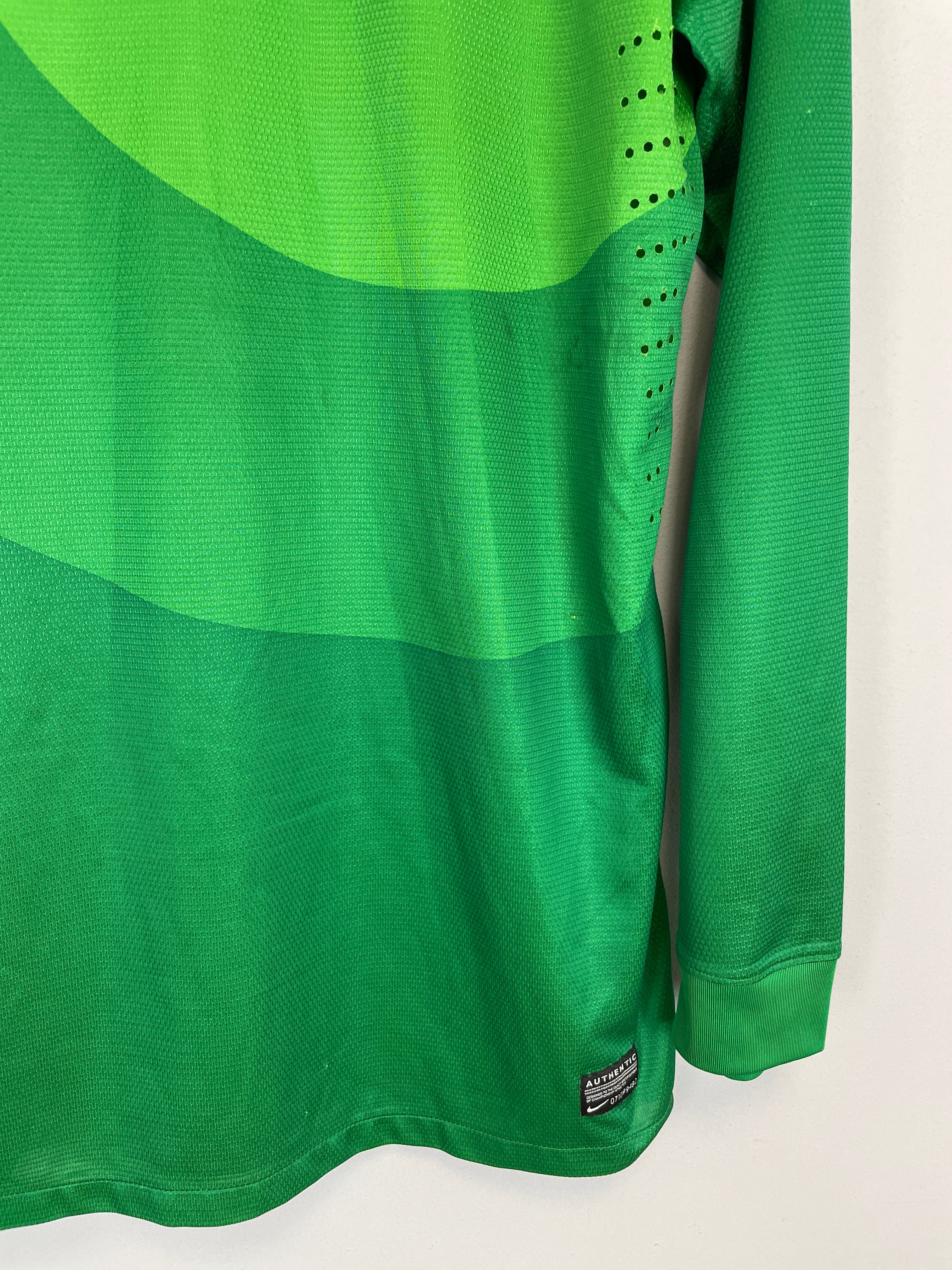 Shop 2012/13 USA *PLAYER ISSUE* GK SHIRT (L) NIKE, classic football shirts, vintage football shirts & retro soccer jerseys at Cult Kits