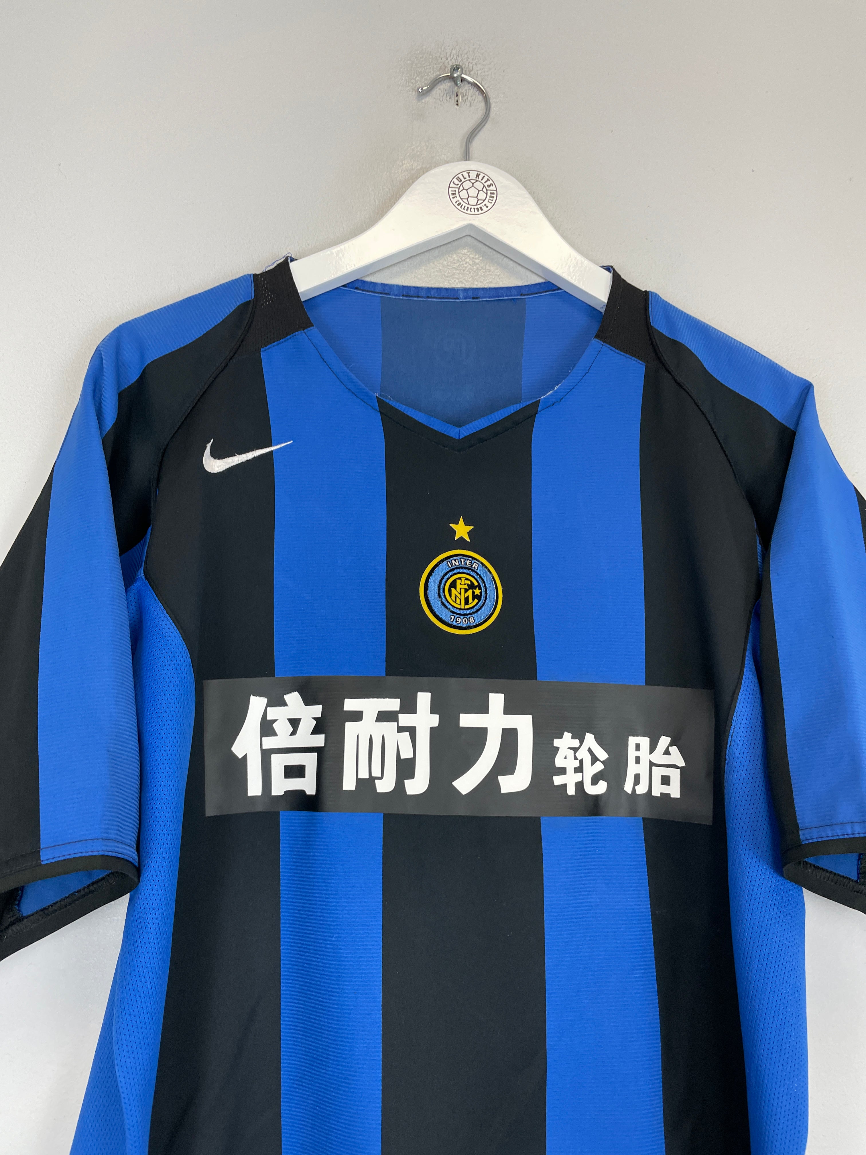 Shop 2005/06 INTER MILAN J.ZANETTI #4 *CHINESE NEW YEAR* HOME SHIRT (M) NIKE, classic football shirts, vintage football shirts & retro soccer jerseys at Cult Kits