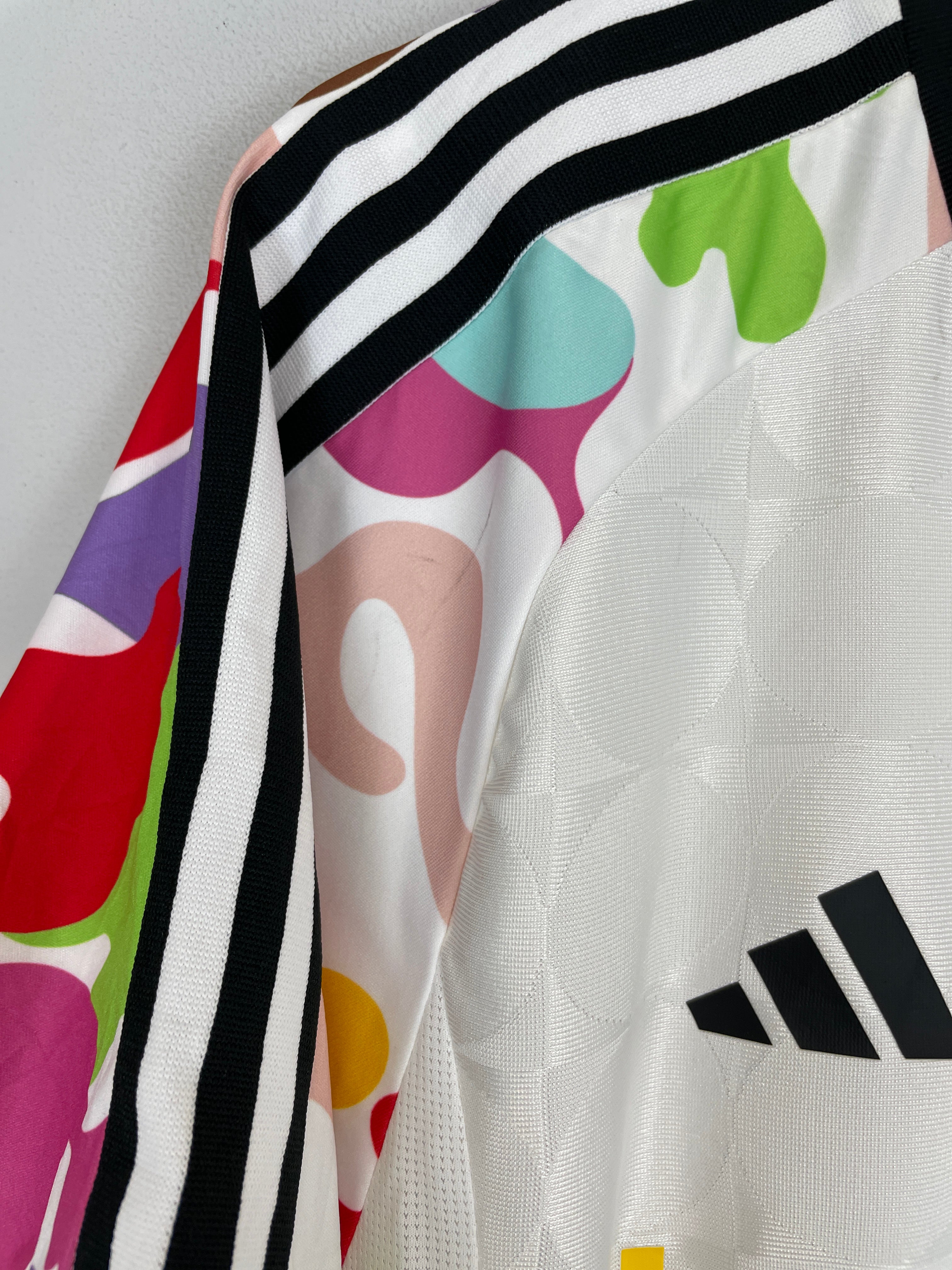 Shop 2023 LOS ANGELES FC PRE MATCH SHIRT (L) ADIDAS, classic football shirts, vintage football shirts & retro soccer jerseys at Cult Kits