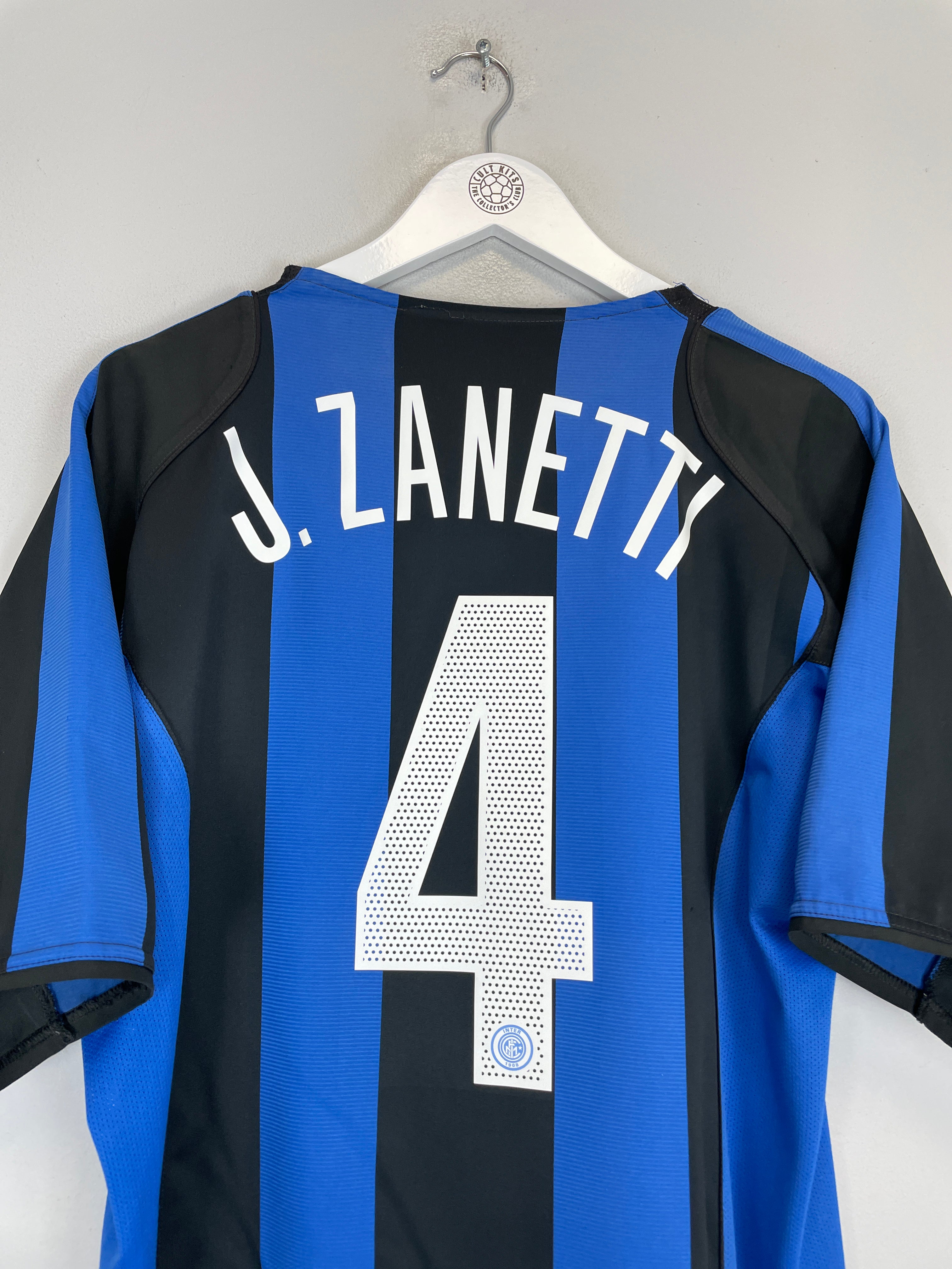 Shop 2005/06 INTER MILAN J.ZANETTI #4 *CHINESE NEW YEAR* HOME SHIRT (M) NIKE, classic football shirts, vintage football shirts & retro soccer jerseys at Cult Kits