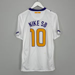 Shop 2010 USA X NIKE SB SHIRT (S) NIKE, classic football shirts, vintage football shirts & retro soccer jerseys at Cult Kits