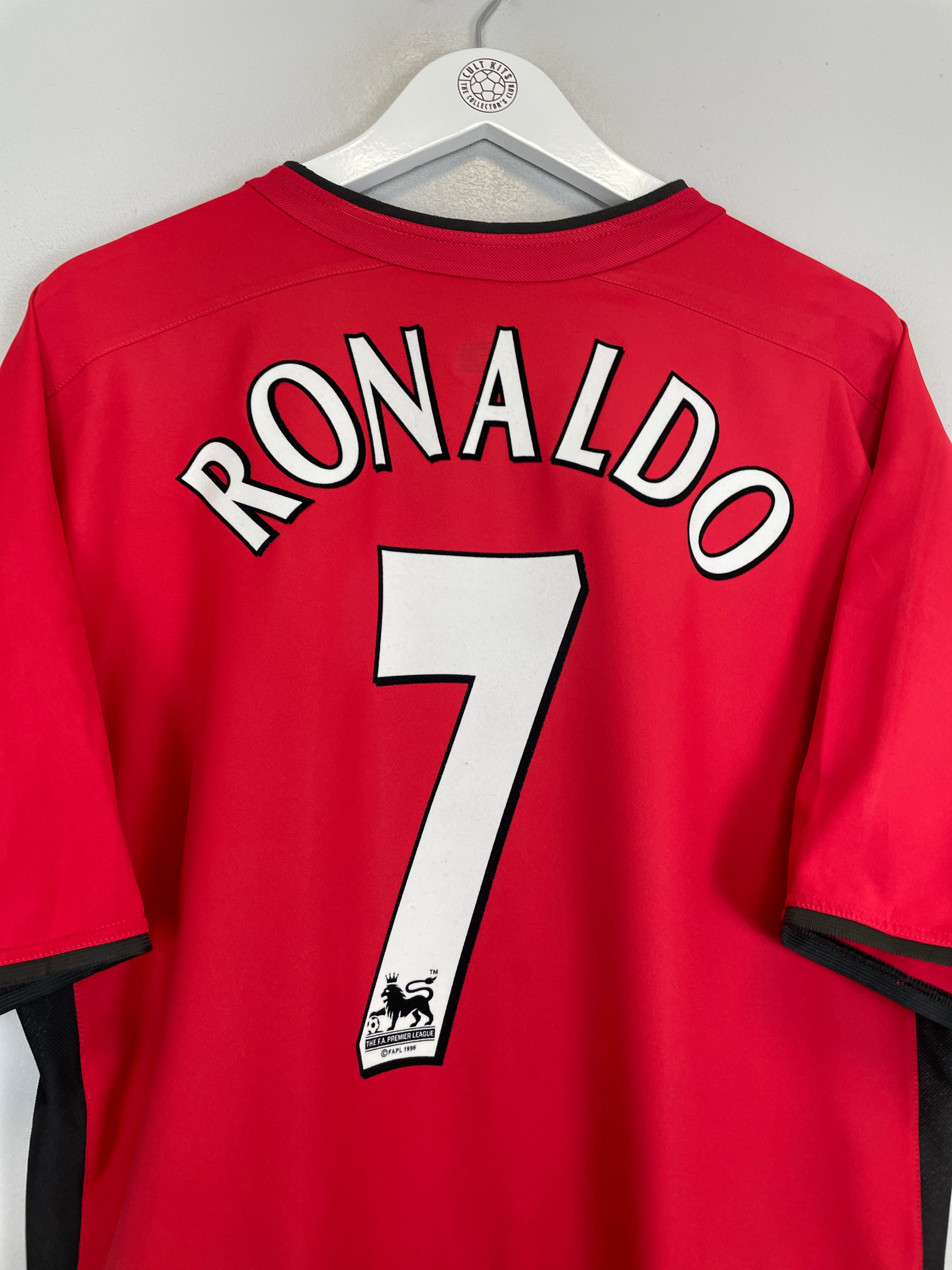 Shop 2002/04 MANCHESTER UNITED RONALDO #7 HOME SHIRT (L) NIKE, classic football shirts, vintage football shirts & retro soccer jerseys at Cult Kits