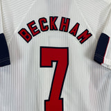 Shop 1998 ENGLAND BECKHAM #7 HOME SHIRT (M) UMBRO, classic football shirts, vintage football shirts & retro soccer jerseys at Cult Kits