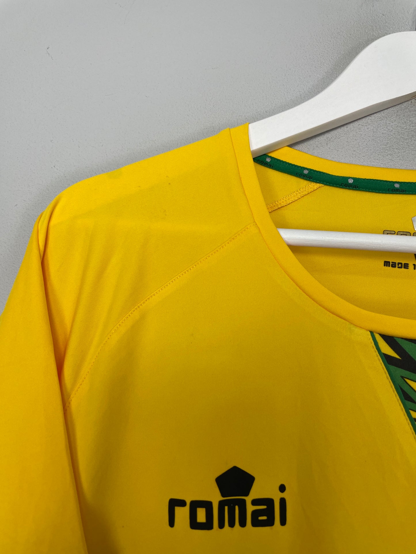 2015/18 JAMAICA MCANNUFF #10 HOME SHIRT (M) ROMAI