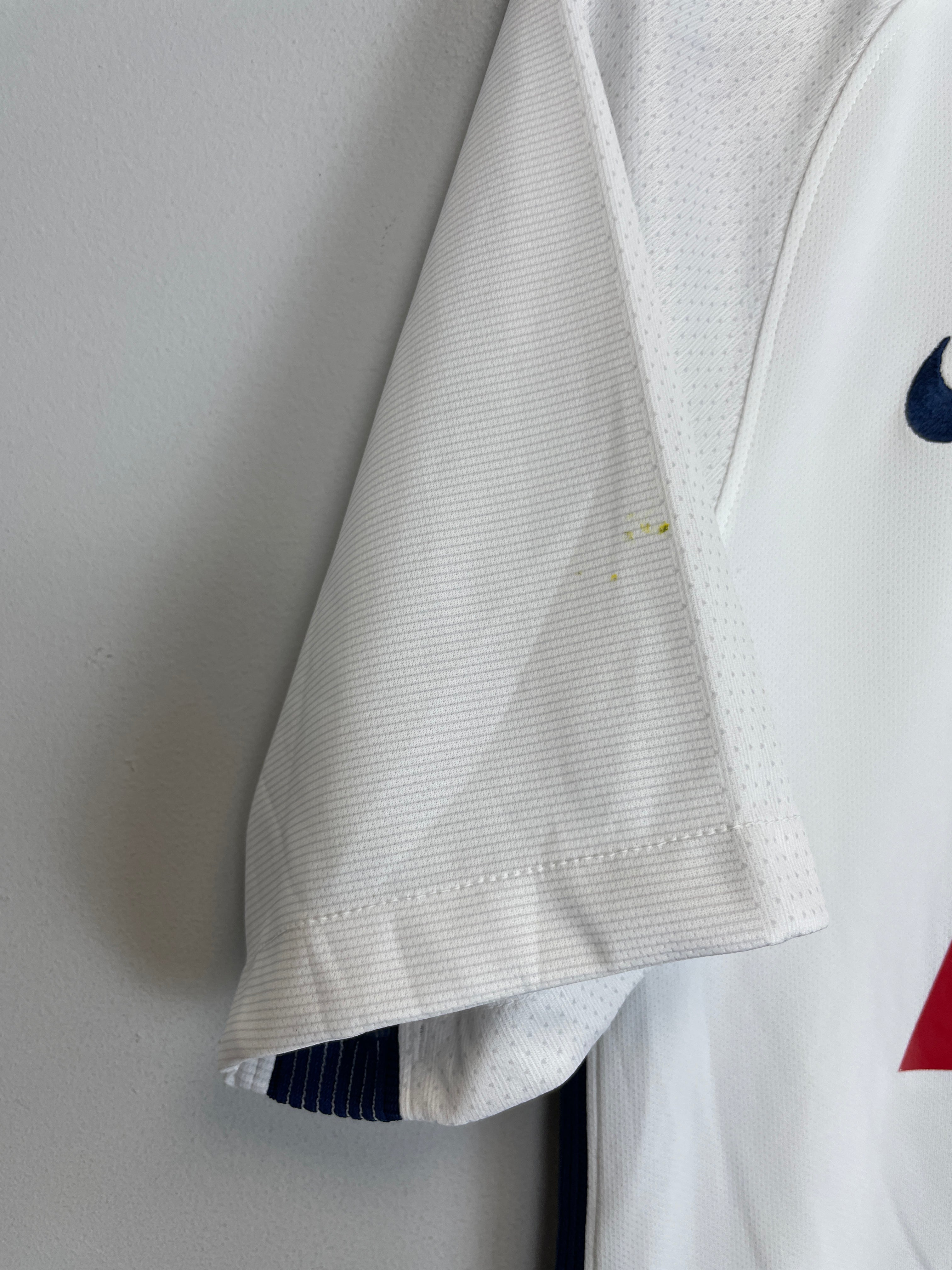 Shop 2017/18 TOTTENHAM KANE #10 HOME SHIRT (S) NIKE, classic football shirts, vintage football shirts & retro soccer jerseys at Cult Kits