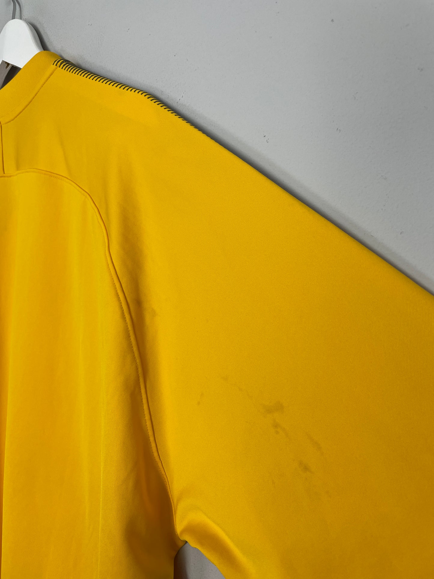 2017/18 KAIZER CHIEFS TRACK JACKET (XXL) NIKE