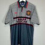 Shop 1995/96 MANCHESTER UNITED CANTONA #7 AWAY SHIRT (XL) UMBRO, classic football shirts, vintage football shirts & retro soccer jerseys at Cult Kits