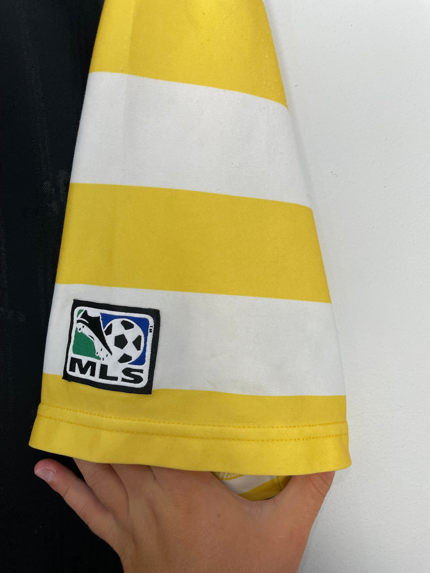 1997/98 COLOMBUS CREW HOME SHIRT (XL) ADIDAS
