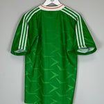 Shop 1990/92 IRELAND HOME SHIRT (M) ADIDAS, classic football shirts, vintage football shirts & retro soccer jerseys at Cult Kits