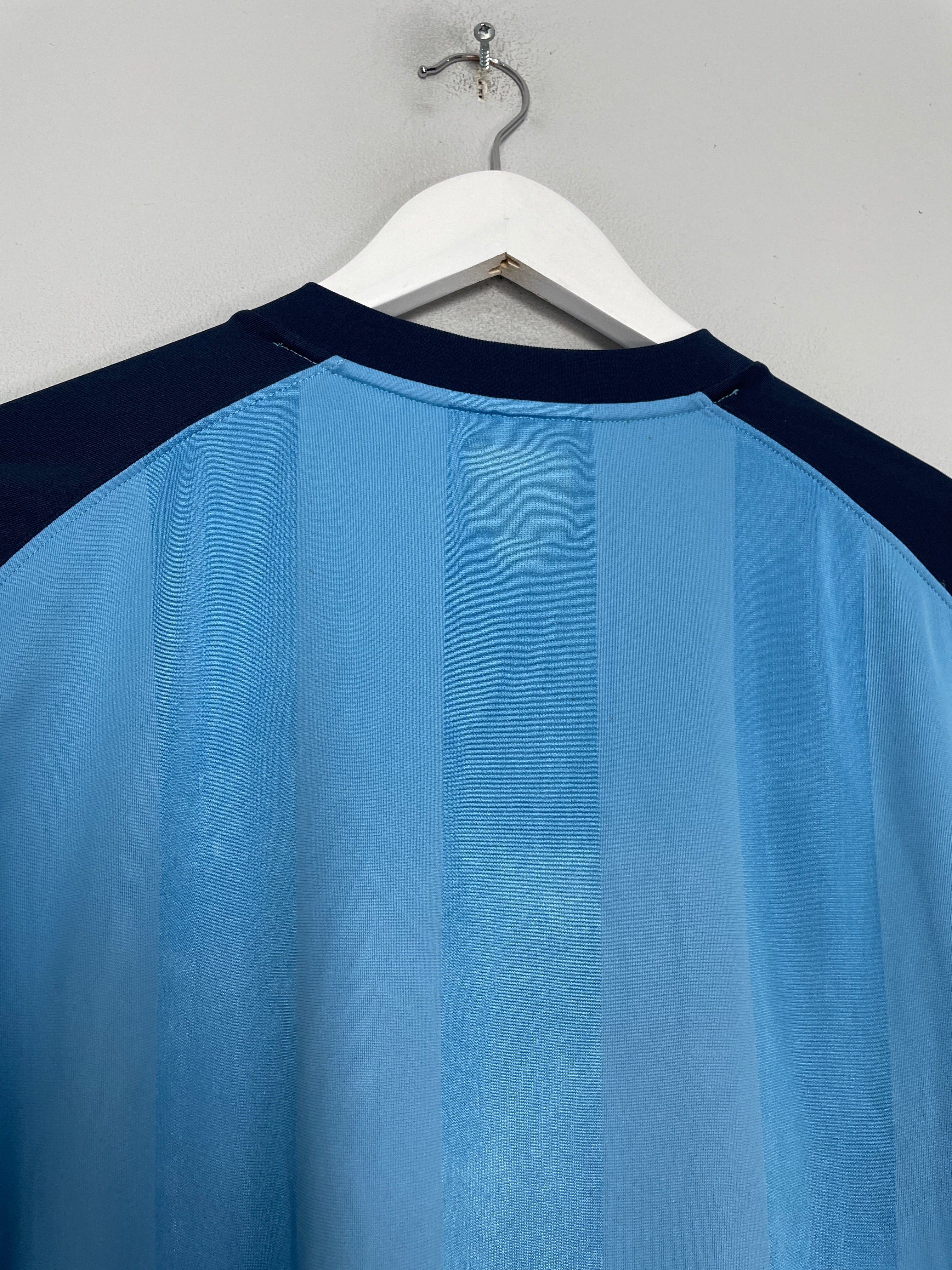 Shop 2010/11 NORTHERN IRELAND GK SHIRT (M) UMBRO, classic football shirts, vintage football shirts & retro soccer jerseys at Cult Kits