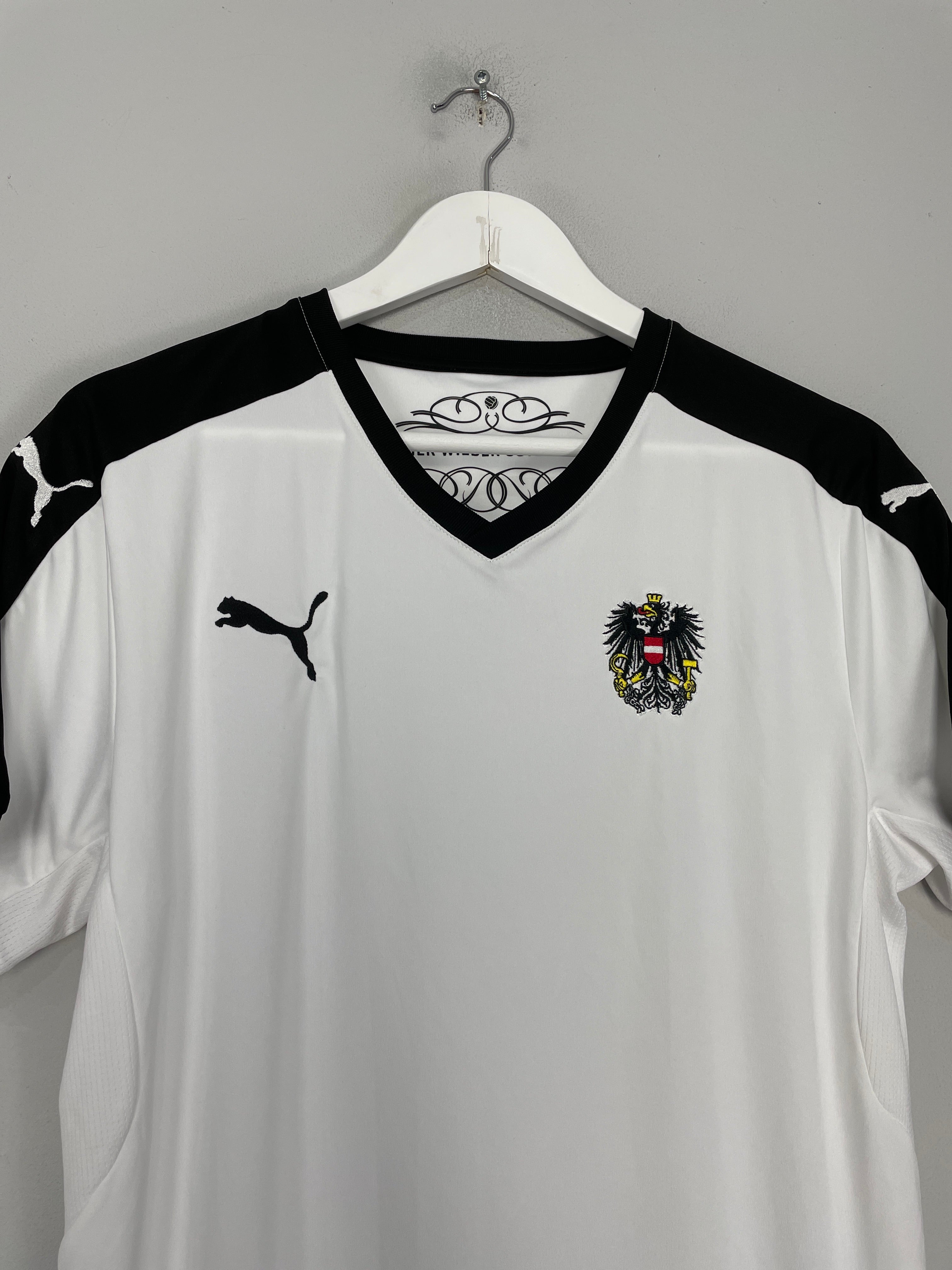 Shop 2016/17 AUSTRIA AWAY SHIRT (M) PUMA, classic football shirts, vintage football shirts & retro soccer jerseys at Cult Kits
