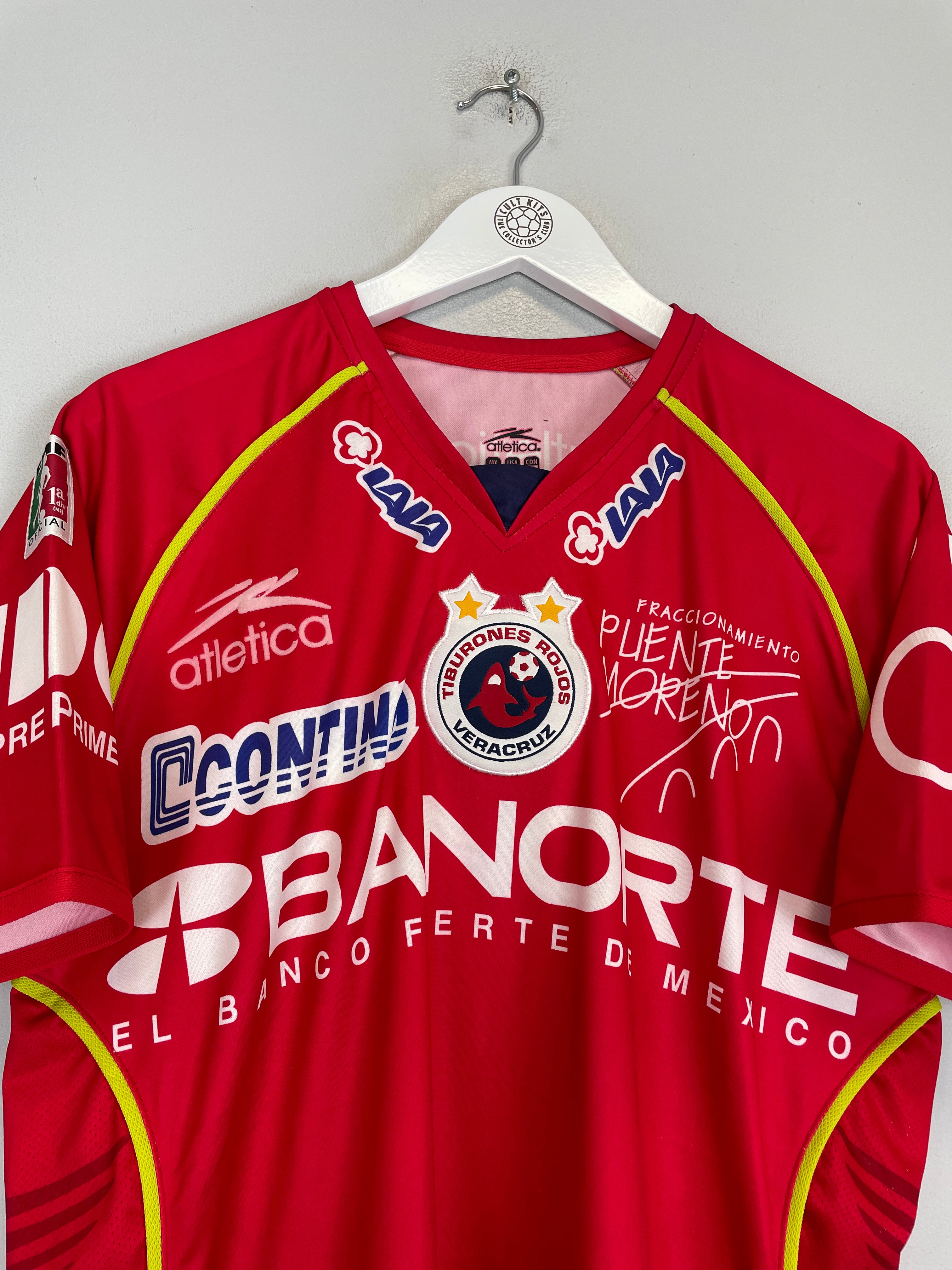 Shop 2006 TIBURONES VERACRUZ HOME SHIRT (M) ATLETICA, classic football shirts, vintage football shirts & retro soccer jerseys at Cult Kits