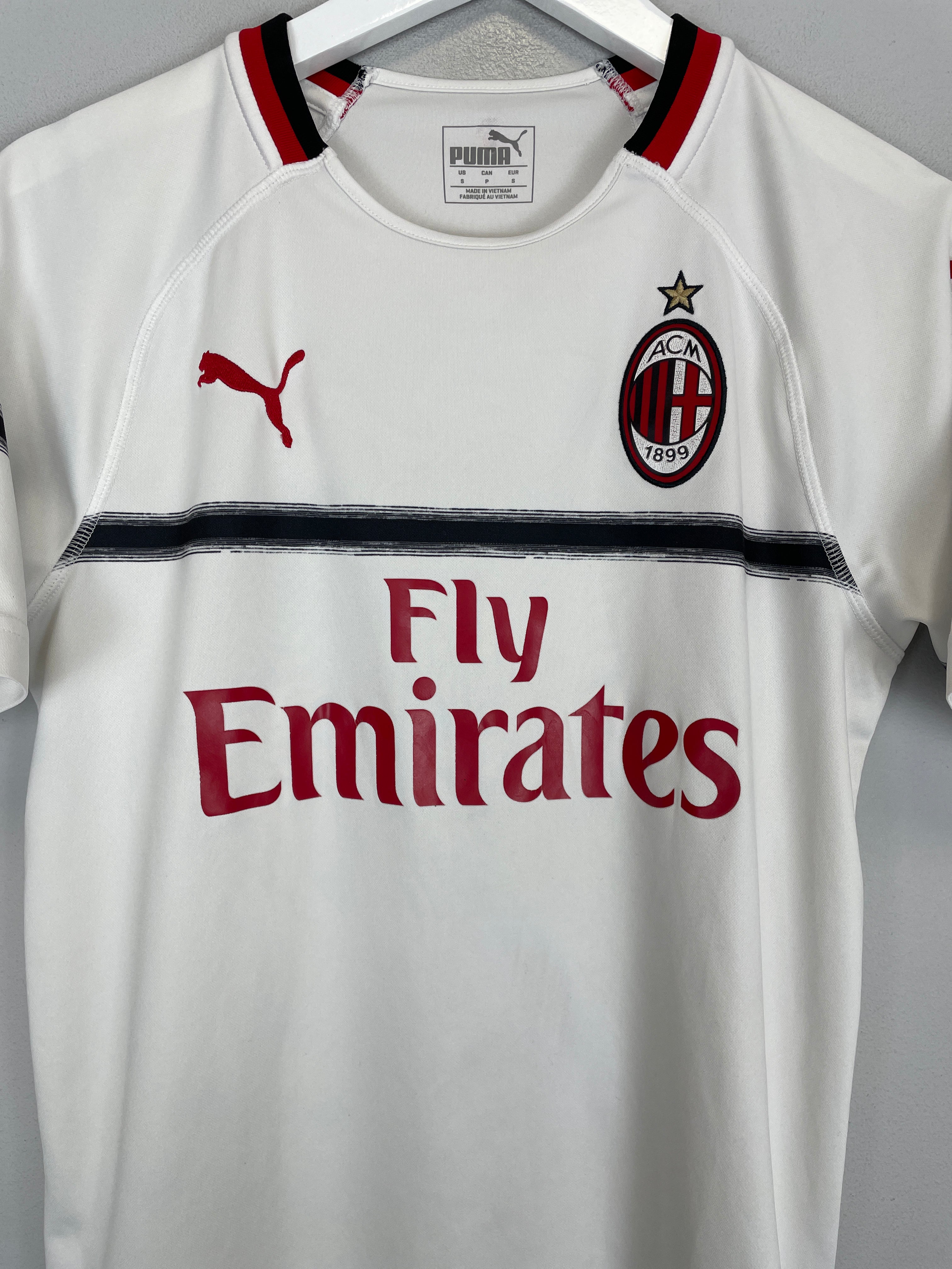 Shop 2018/19 AC MILAN AWAY SHIRT (S) PUMA, classic football shirts, vintage football shirts & retro soccer jerseys at Cult Kits