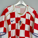 Shop 2004/06 CROATIA HOME SHIRT (XL) NIKE, classic football shirts, vintage football shirts & retro soccer jerseys at Cult Kits