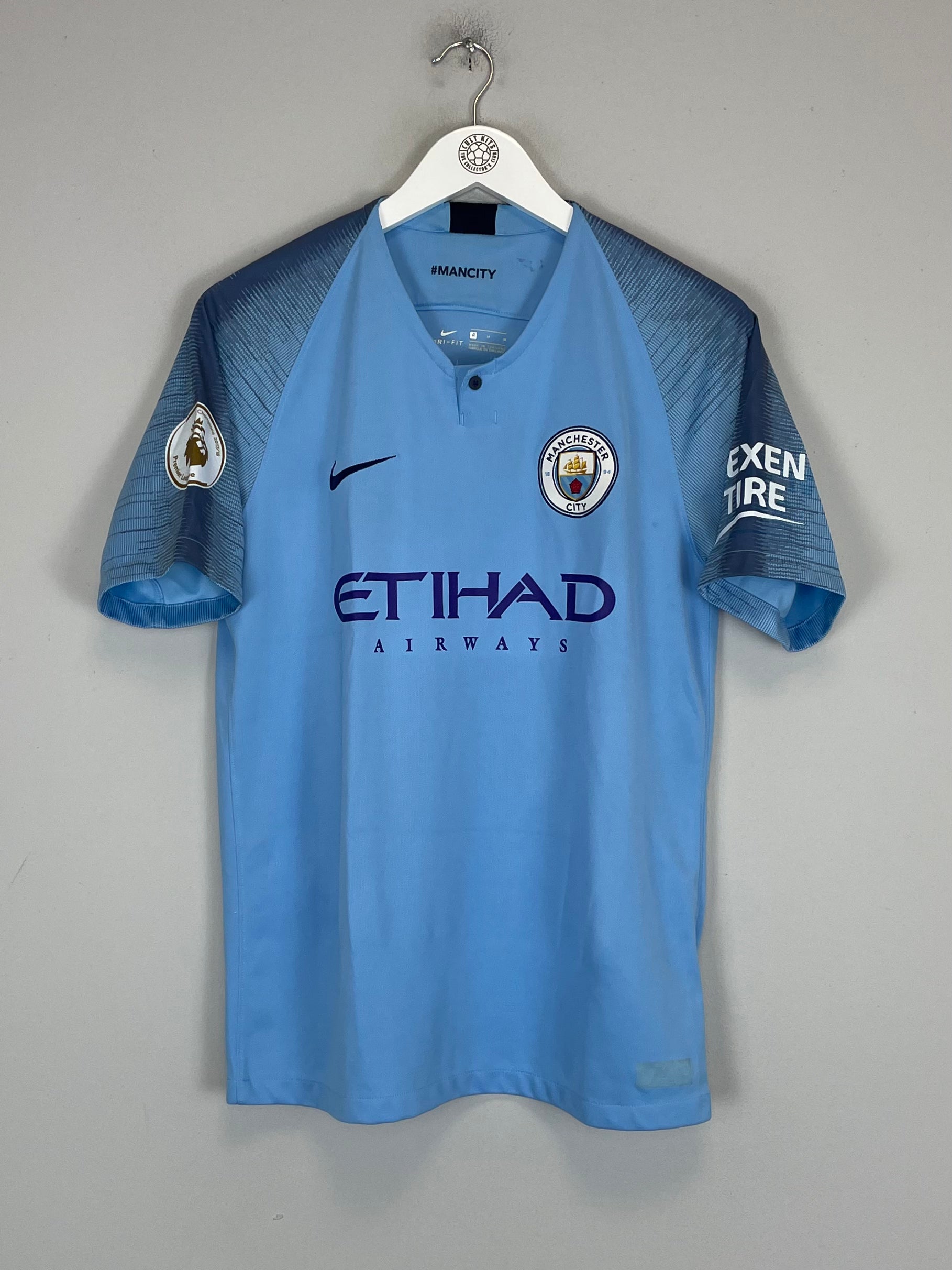 Shop 2018/19 MANCHESTER CITY AGUERO #10 HOME SHIRT (M) NIKE, classic football shirts, vintage football shirts & retro soccer jerseys at Cult Kits