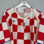 Shop 2004/06 CROATIA HOME SHIRT (XL) NIKE, classic football shirts, vintage football shirts & retro soccer jerseys at Cult Kits