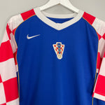 Shop 2004/06 CROATIA AWAY SHIRT (XL) NIKE, classic football shirts, vintage football shirts & retro soccer jerseys at Cult Kits