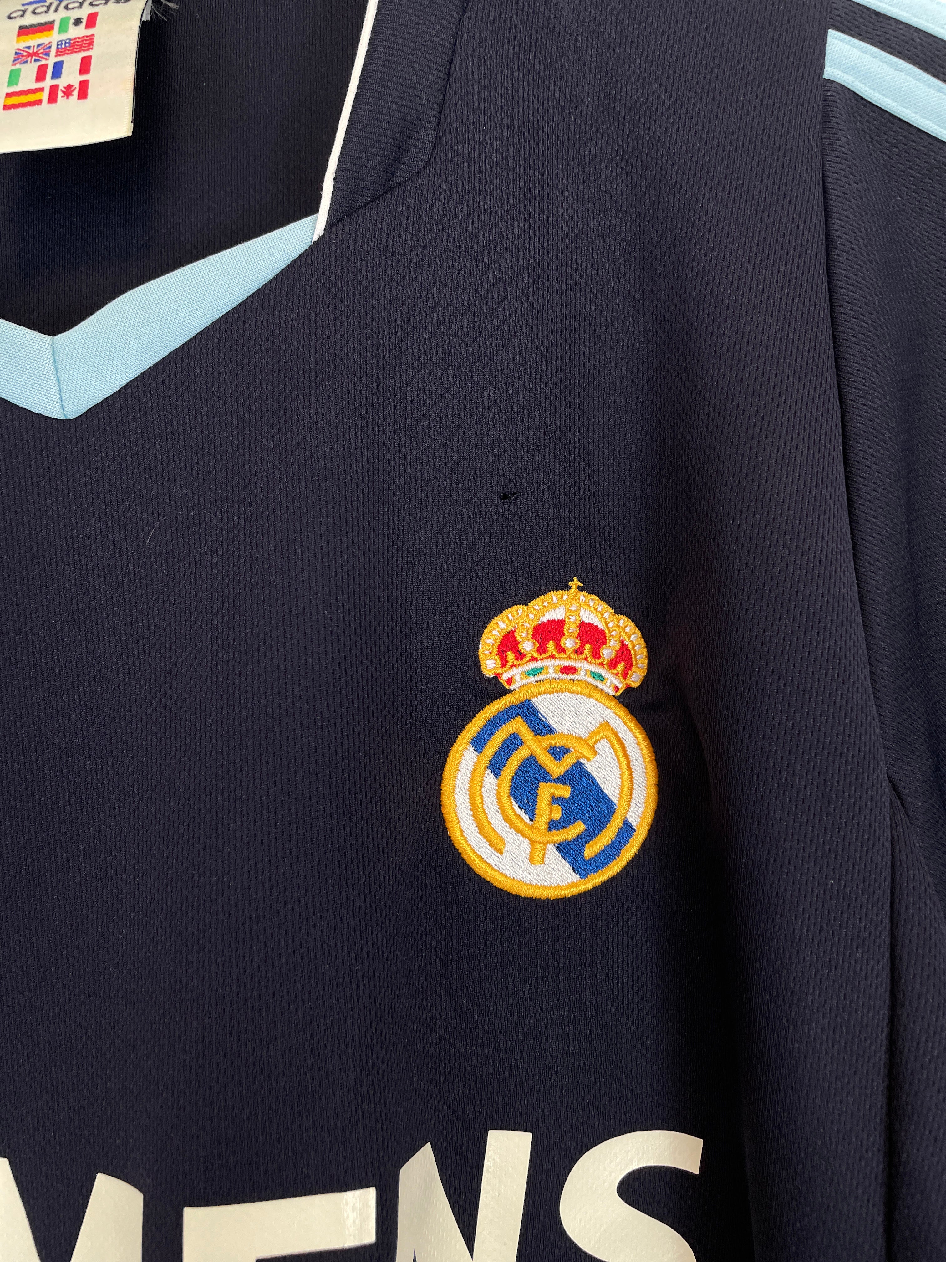 Shop 2003/04 REAL MADRID ZIDANE #5 AWAY SHIRT (XL) ADIDAS, classic football shirts, vintage football shirts & retro soccer jerseys at Cult Kits