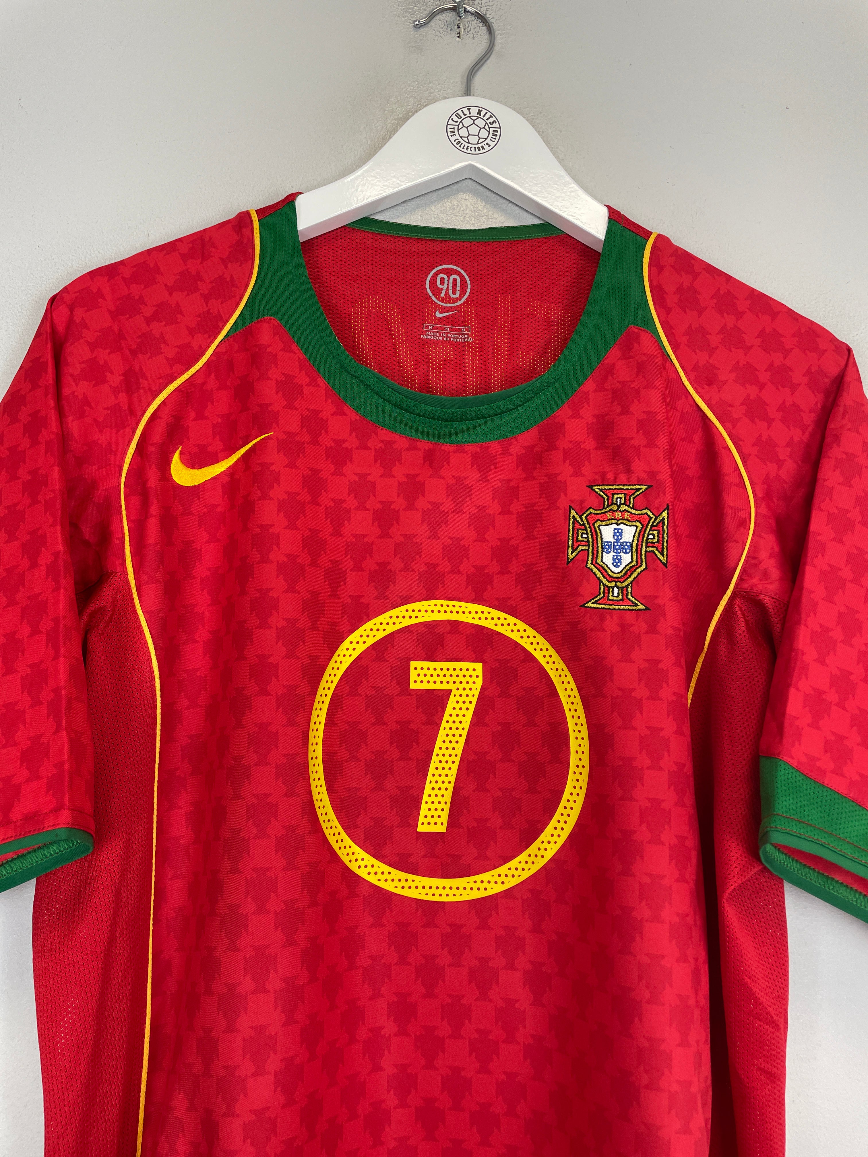 Shop 2004/05 PORTUGAL FIGO #7 HOME SHIRT (M) NIKE, classic football shirts, vintage football shirts & retro soccer jerseys at Cult Kits