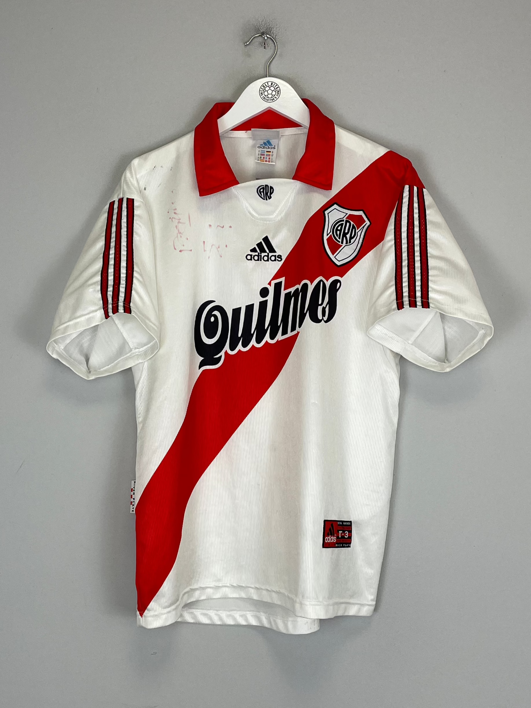 Shop 1999/00 RIVER PLATE *SIGNED* HOME SHIRT (M) ADIDAS, classic football shirts, vintage football shirts & retro soccer jerseys at Cult Kits