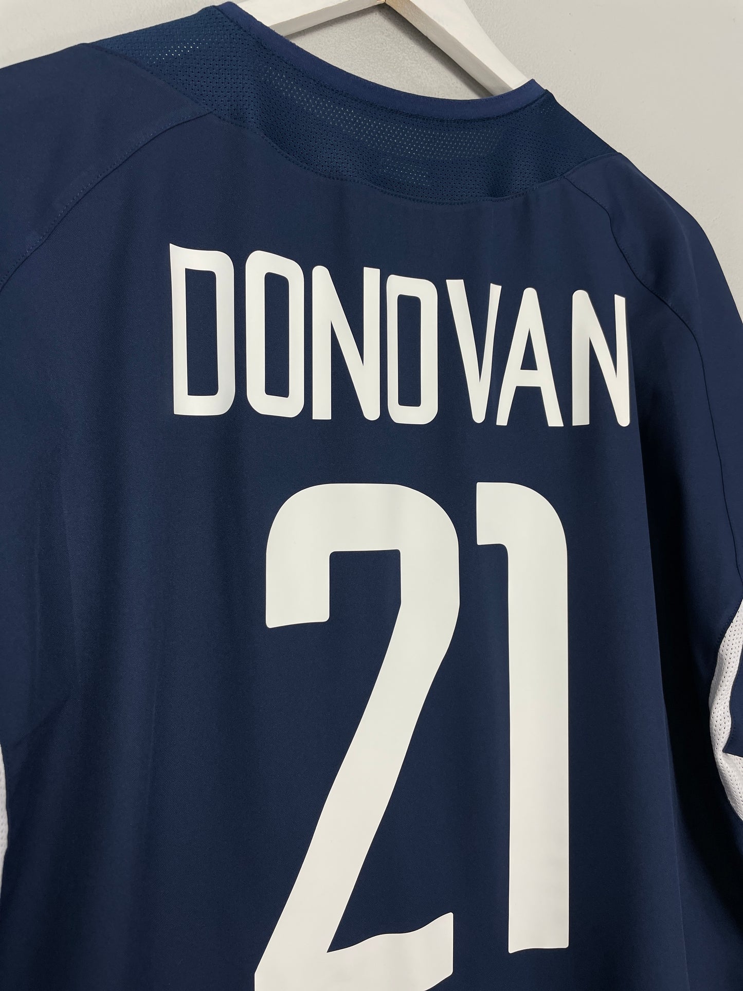 2002 USA DONOVAN #21 *BNWT* AWAY SHIRT (L) NIKE