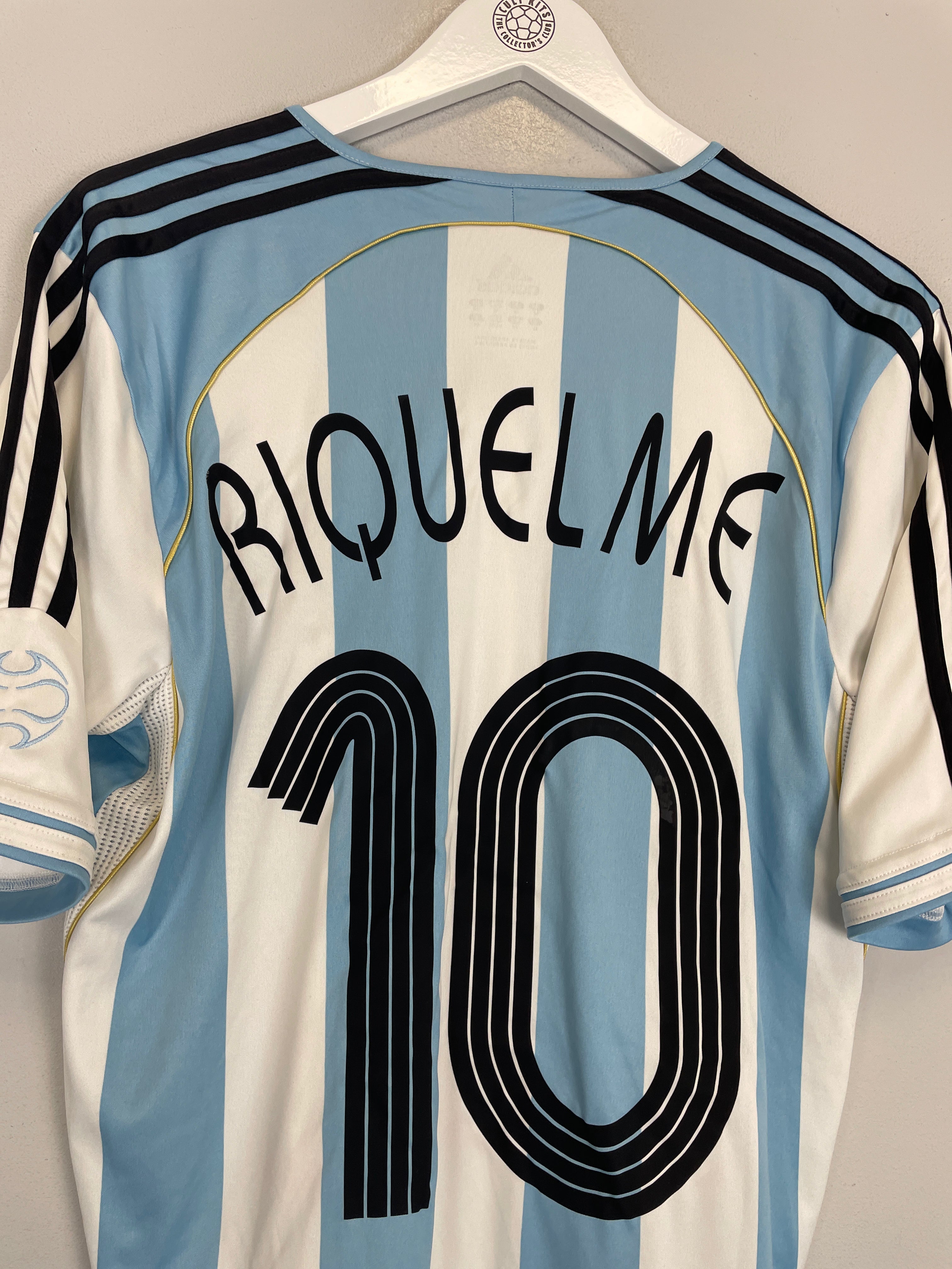 Shop 2006/07 ARGENTINA RIQUELME #10 HOME SHIRT (M) ADIDAS, classic football shirts, vintage football shirts & retro soccer jerseys at Cult Kits