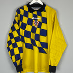 Shop 1998/00 CROATIA GK SHIRT (XL) LOTTO, classic football shirts, vintage football shirts & retro soccer jerseys at Cult Kits