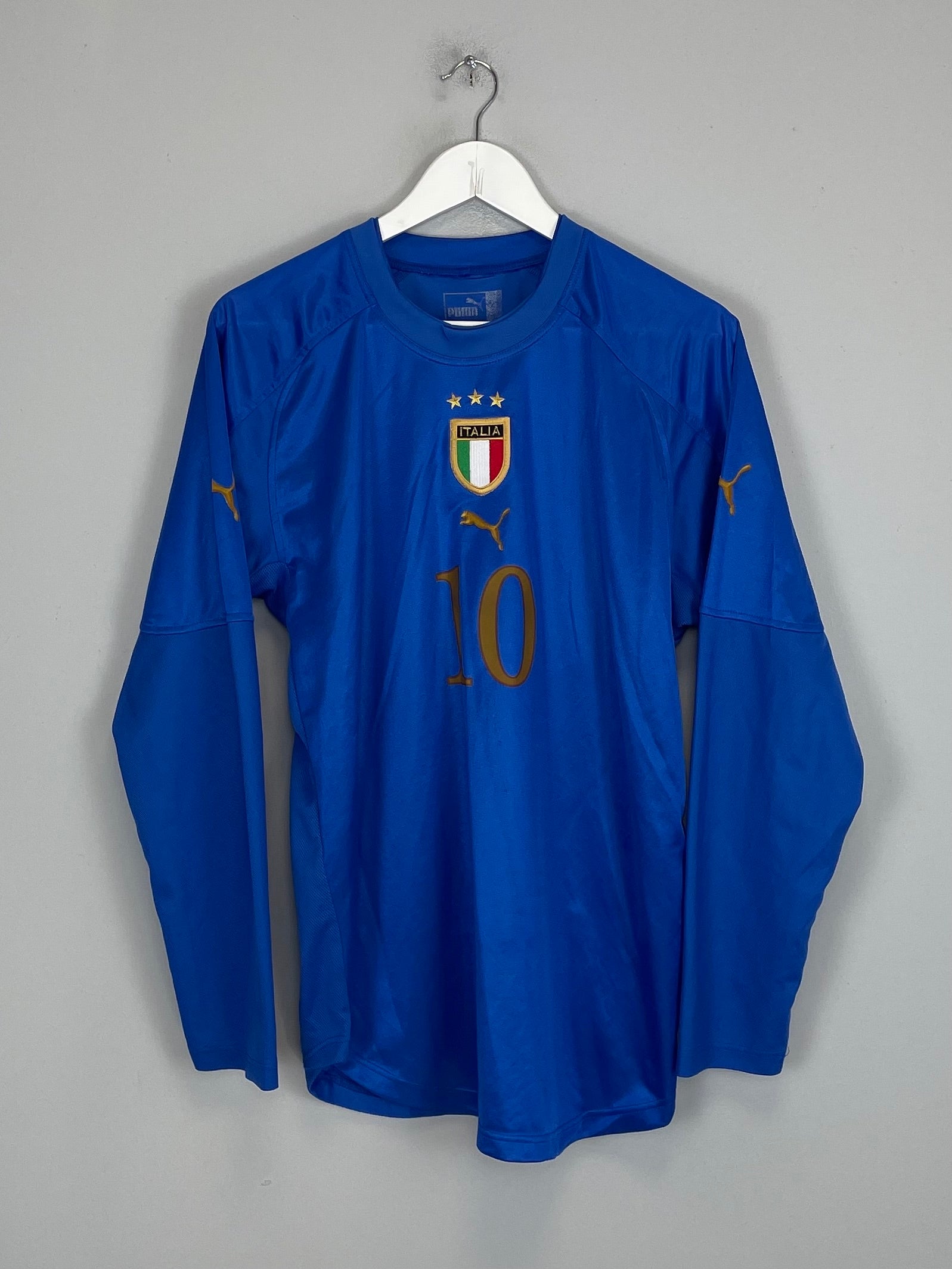 Shop 2004/06 ITALY R.BAGGIO #10 HOME SHIRT (M) PUMA, classic football shirts, vintage football shirts & retro soccer jerseys at Cult Kits