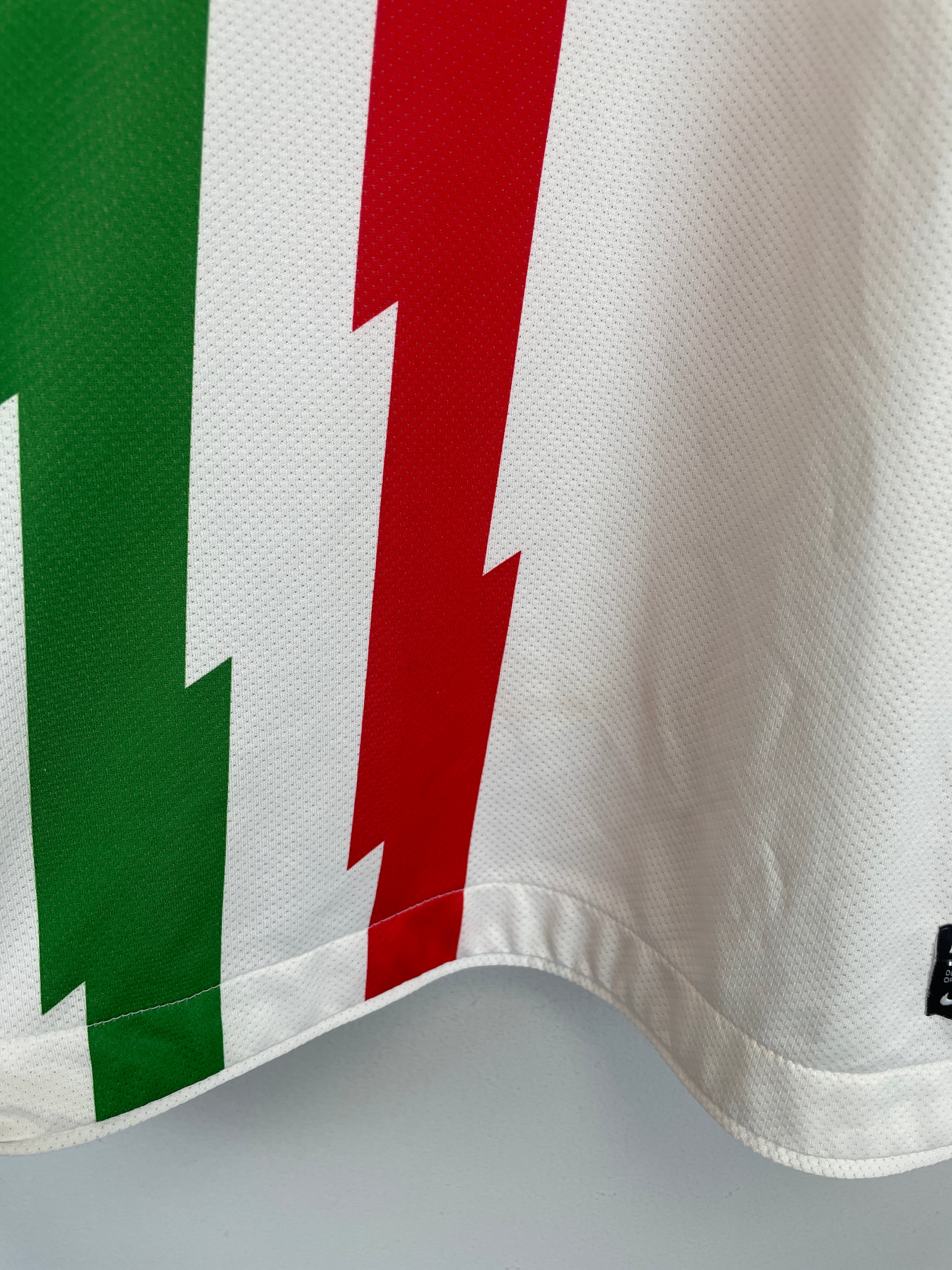 Shop 2010/12 JUVENTUS DEL PIERO #10 AWAY SHIRT (XL) NIKE, classic football shirts, vintage football shirts & retro soccer jerseys at Cult Kits