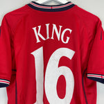 Shop 2002/04 ENGLAND KING #16 AWAY SHIRT (M) UMBRO, classic football shirts, vintage football shirts & retro soccer jerseys at Cult Kits