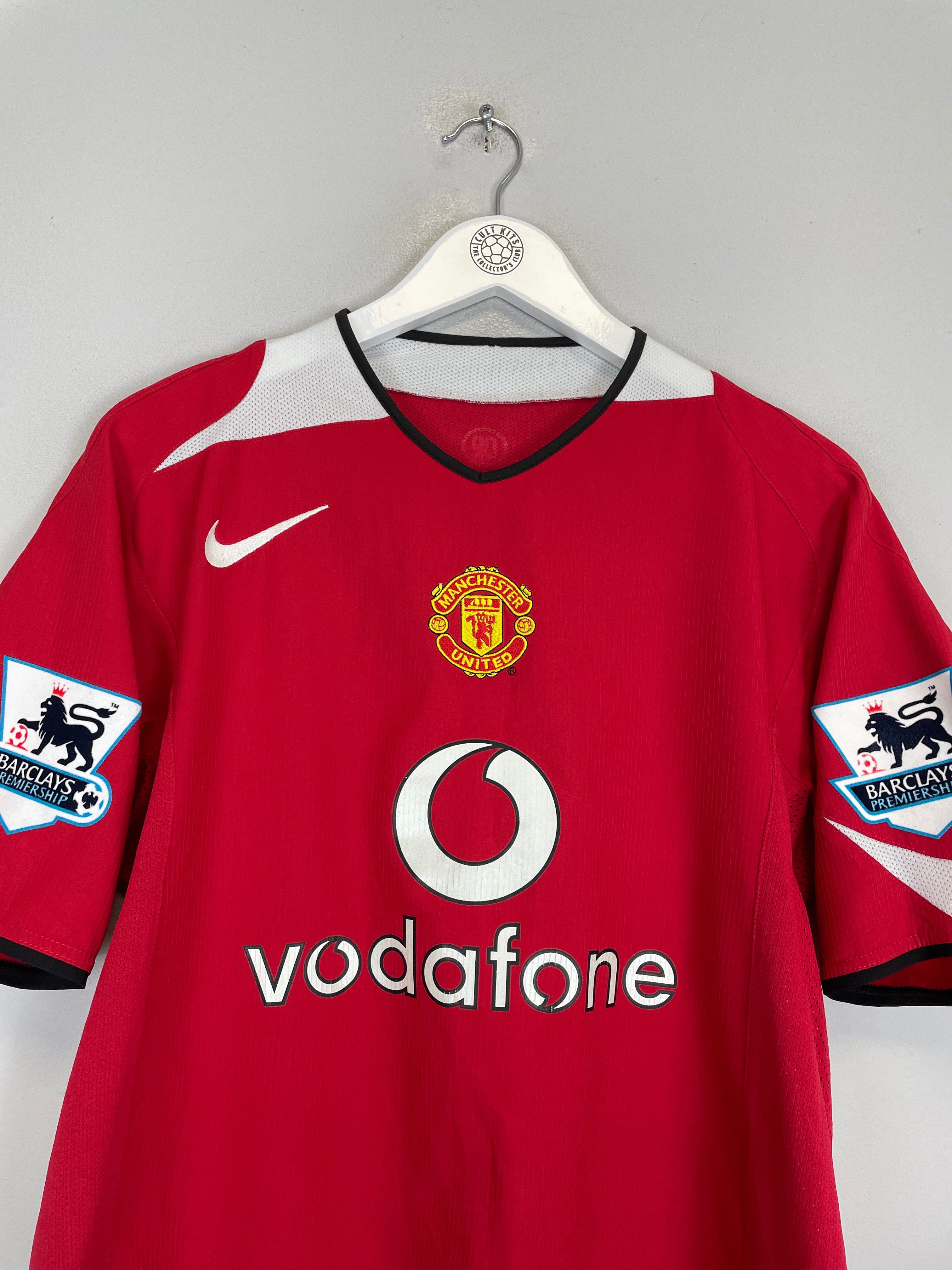 Shop 2004/05 MANCHESTER UNITED RONALDO #7 HOME SHIRT (M) NIKE, classic football shirts, vintage football shirts & retro soccer jerseys at Cult Kits