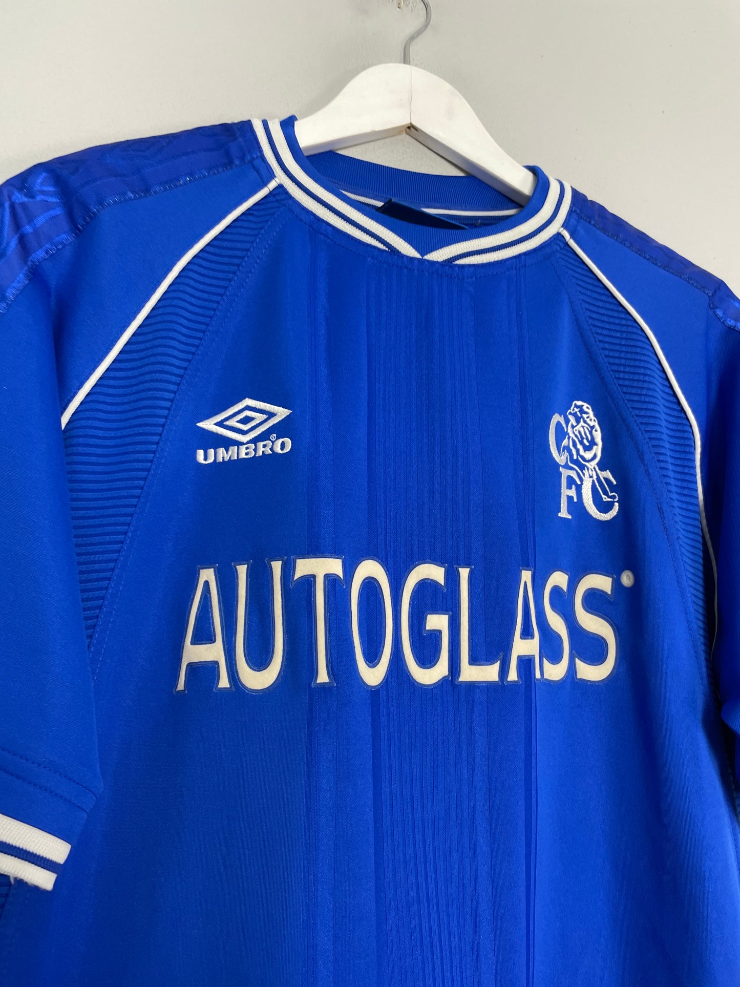 1999/01 CHELSEA ZOLA #25 HOME SHIRT (M) UMBRO