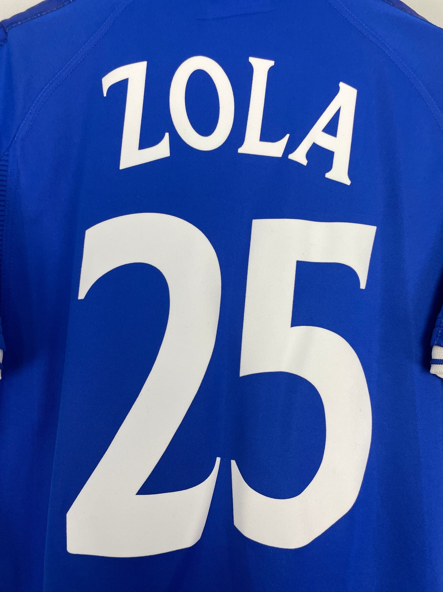 1999/01 CHELSEA ZOLA #25 HOME SHIRT (M) UMBRO