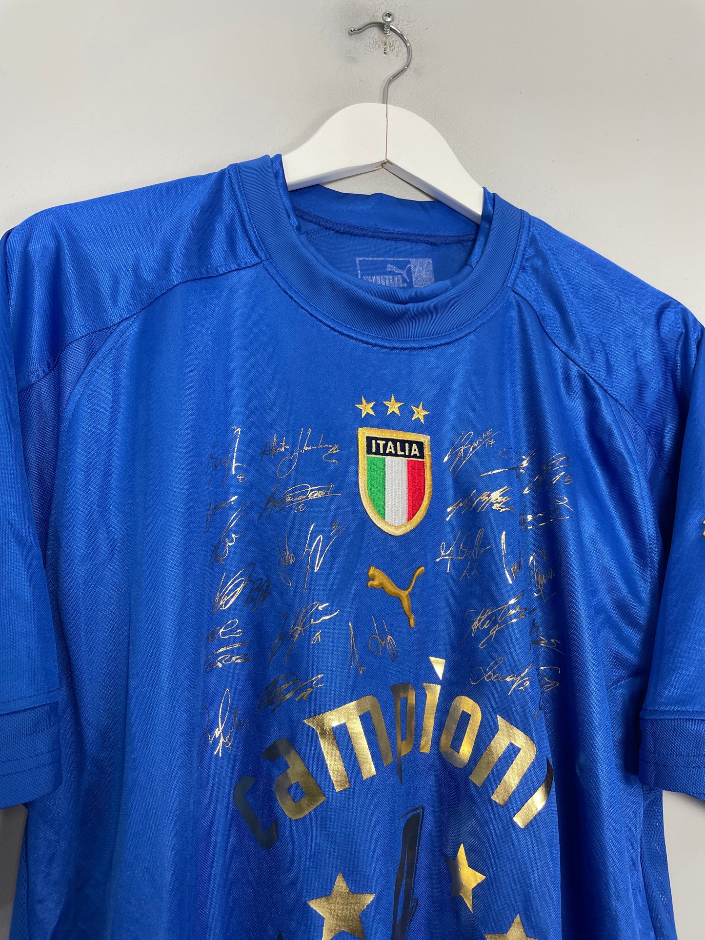 2004/06 ITALY *CAMPIONI DEL MONDO* HOME SHIRT (L) PUMA