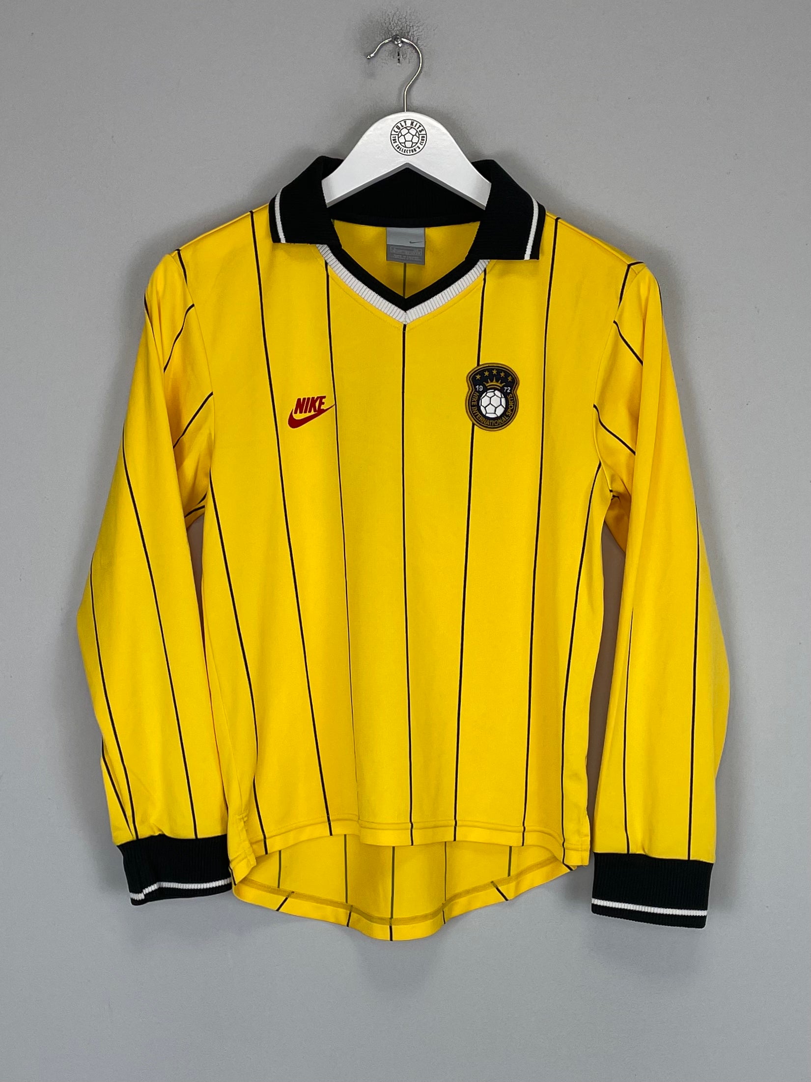 Shop 1972 NIKE L/S INTERNATIONAL SPORTS SHIRT (L.KIDS), classic football shirts, vintage football shirts & retro soccer jerseys at Cult Kits