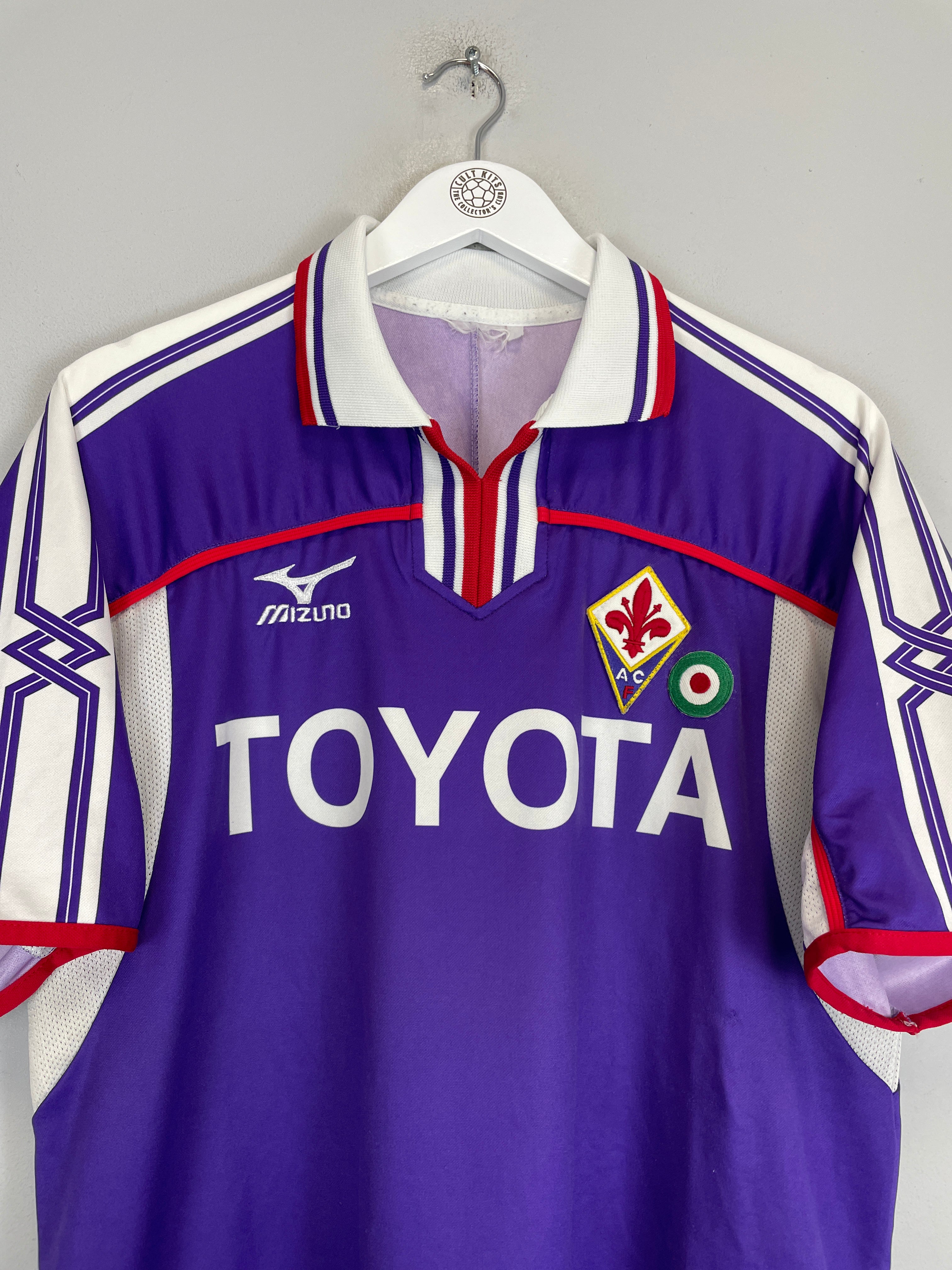 Shop 2001/02 FIORENTINA HOME SHIRT (L) MIZUNO, classic football shirts, vintage football shirts & retro soccer jerseys at Cult Kits