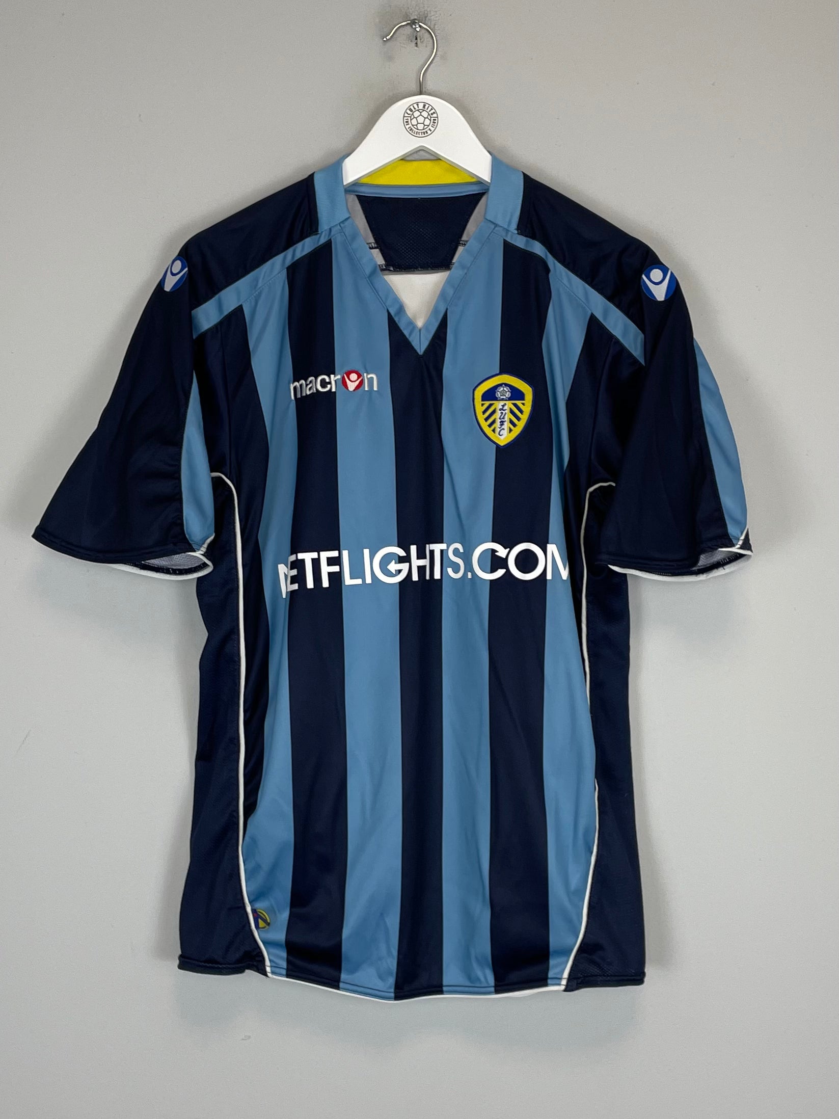 Shop 2008/09 LEEDS UNITED TRUNDLE #35 AWAY SHIRT (M) MACRON, classic football shirts, vintage football shirts & retro soccer jerseys at Cult Kits