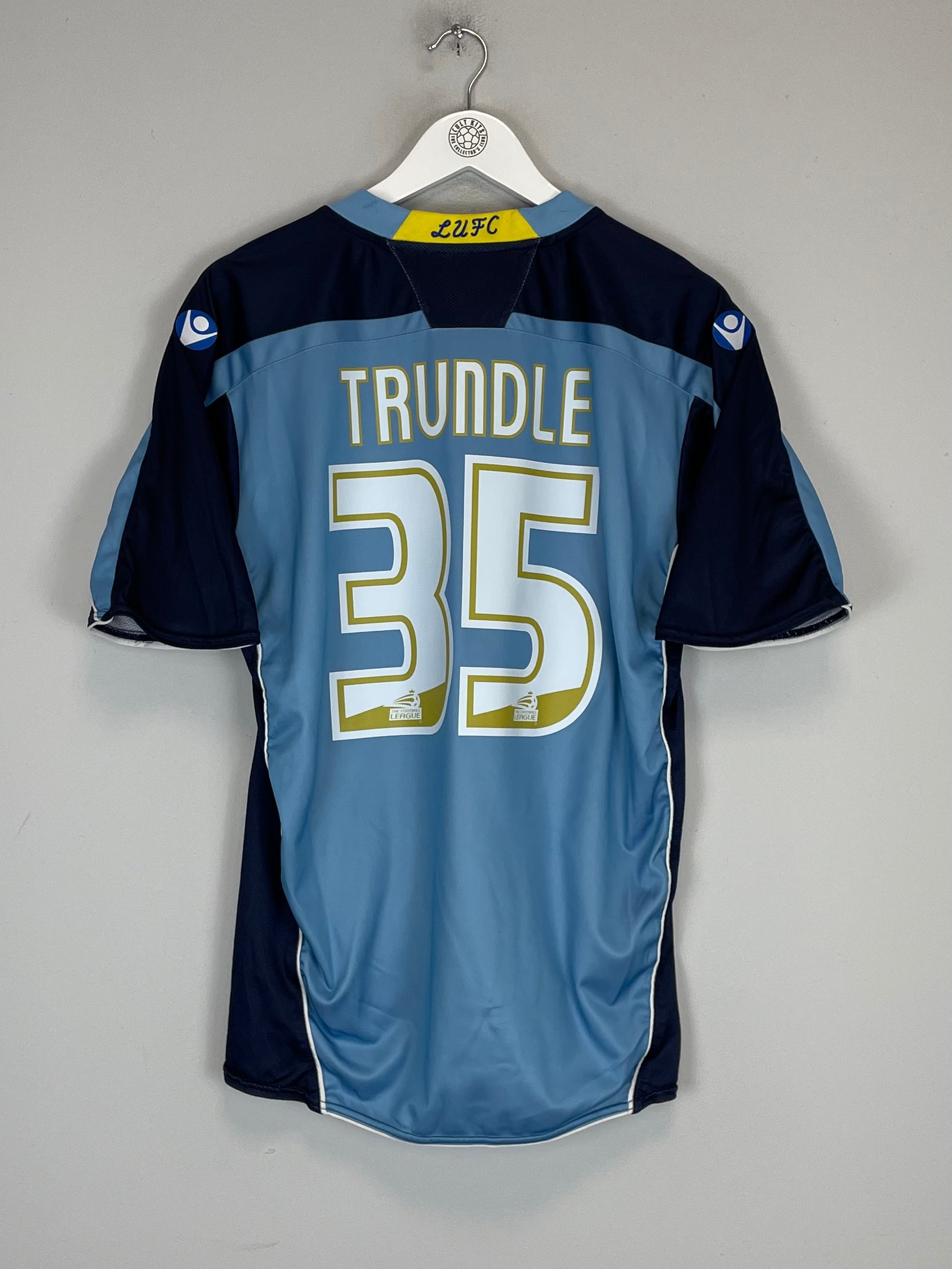 Shop 2008/09 LEEDS UNITED TRUNDLE #35 AWAY SHIRT (M) MACRON, classic football shirts, vintage football shirts & retro soccer jerseys at Cult Kits