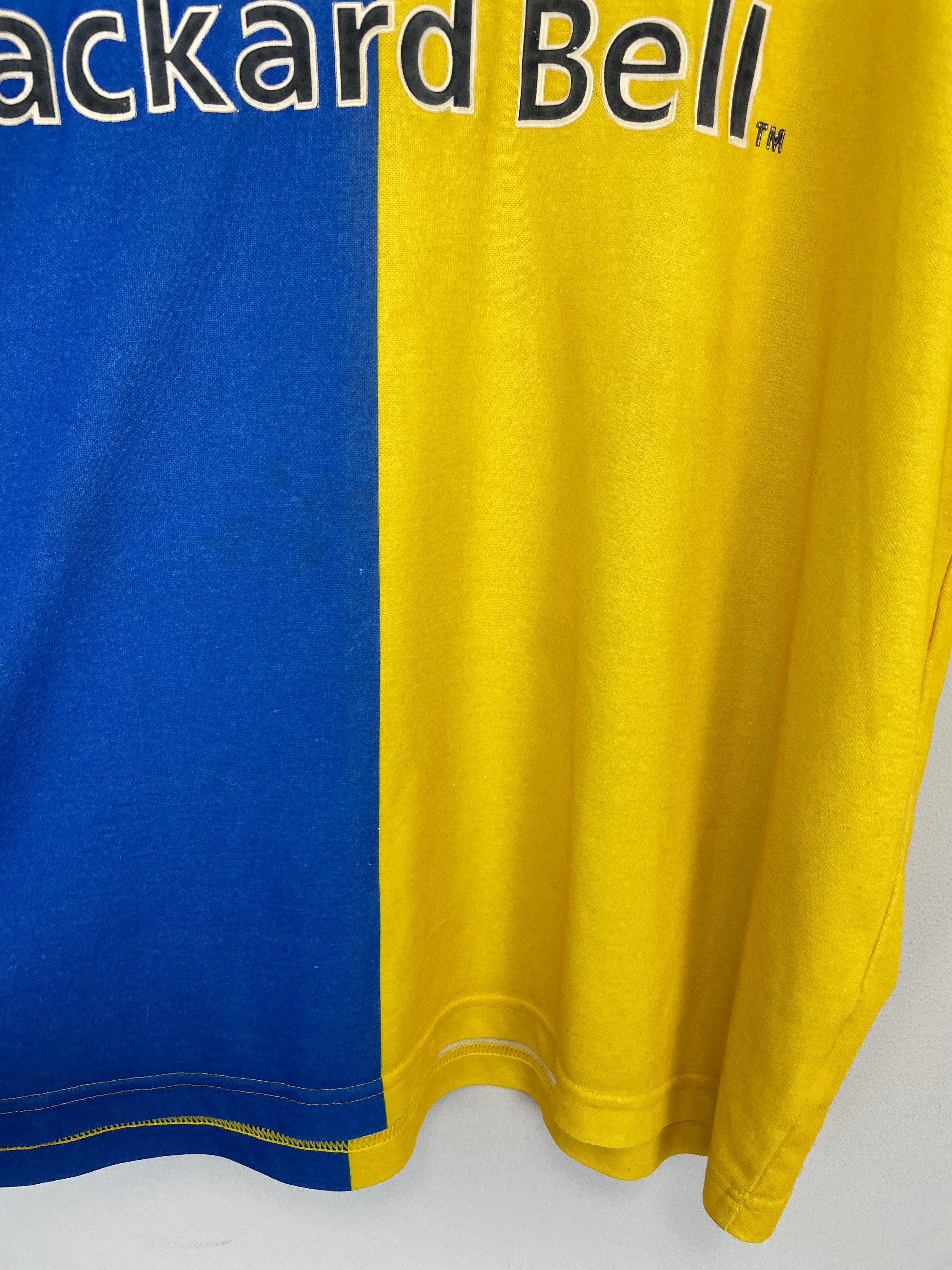 Shop 1997/99 LEEDS UNITED AWAY SHIRT (XL) PUMA, classic football shirts, vintage football shirts & retro soccer jerseys at Cult Kits