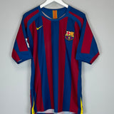 2005/06 BARCELONA RONALDINHO #10 HOME SHIRT (M) NIKE