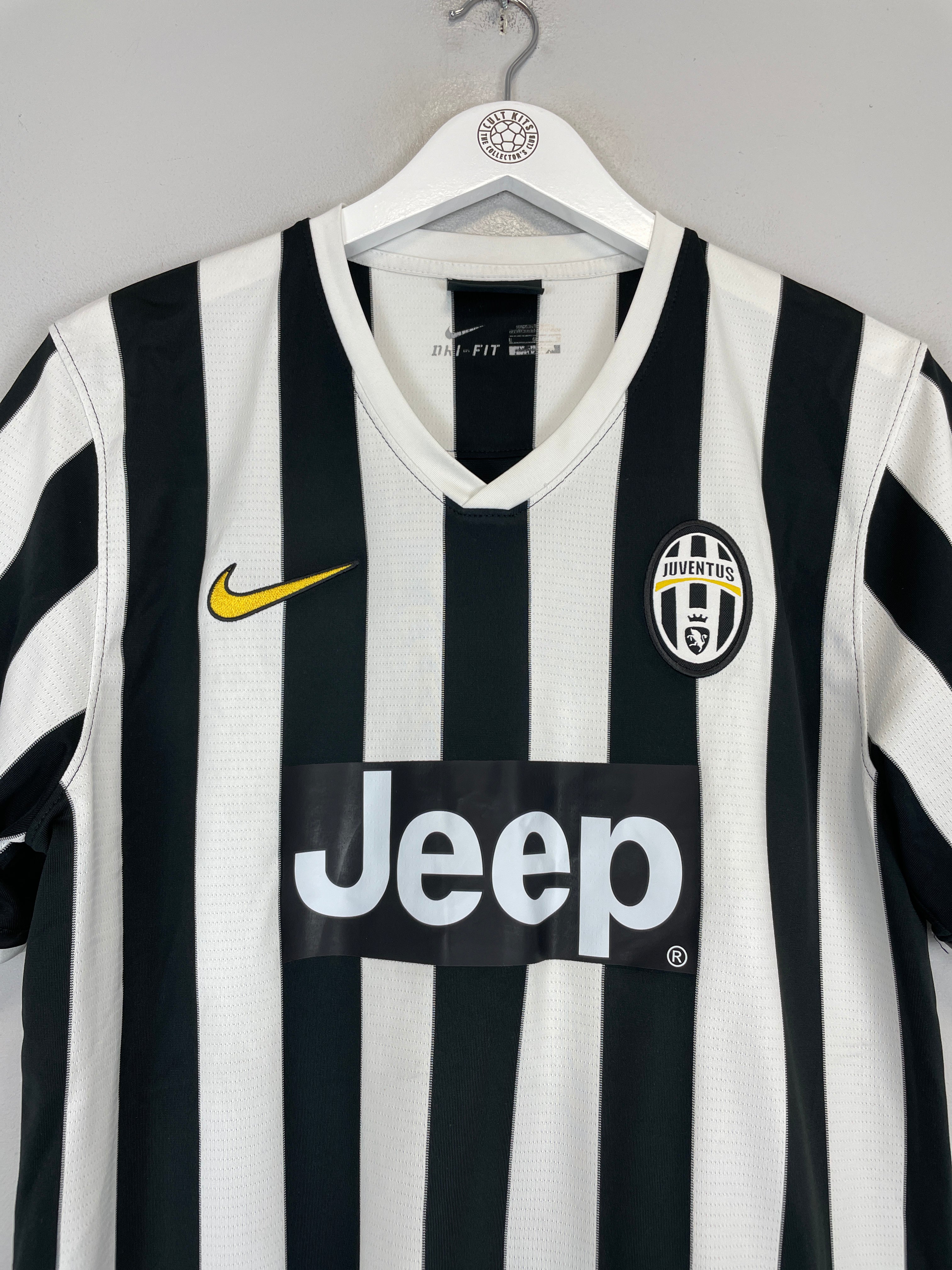 Shop 2013/14 JUVENTUS VIDAL #23 HOME SHIRT (L) NIKE, classic football shirts, vintage football shirts & retro soccer jerseys at Cult Kits