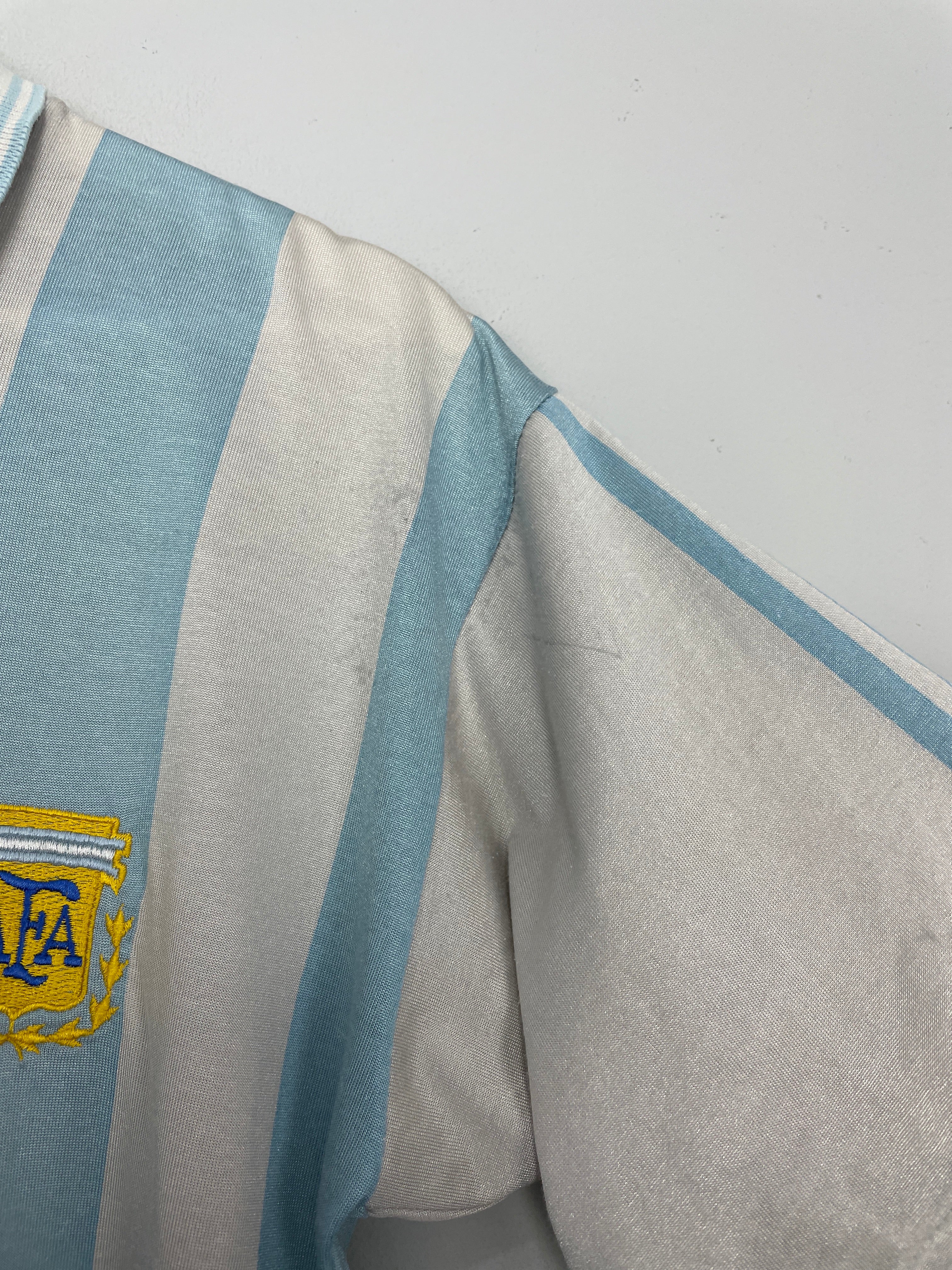 Shop 1994/96 ARGENTINA MARADONA #10 HOME SHIRT (M) ADIDAS, classic football shirts, vintage football shirts & retro soccer jerseys at Cult Kits
