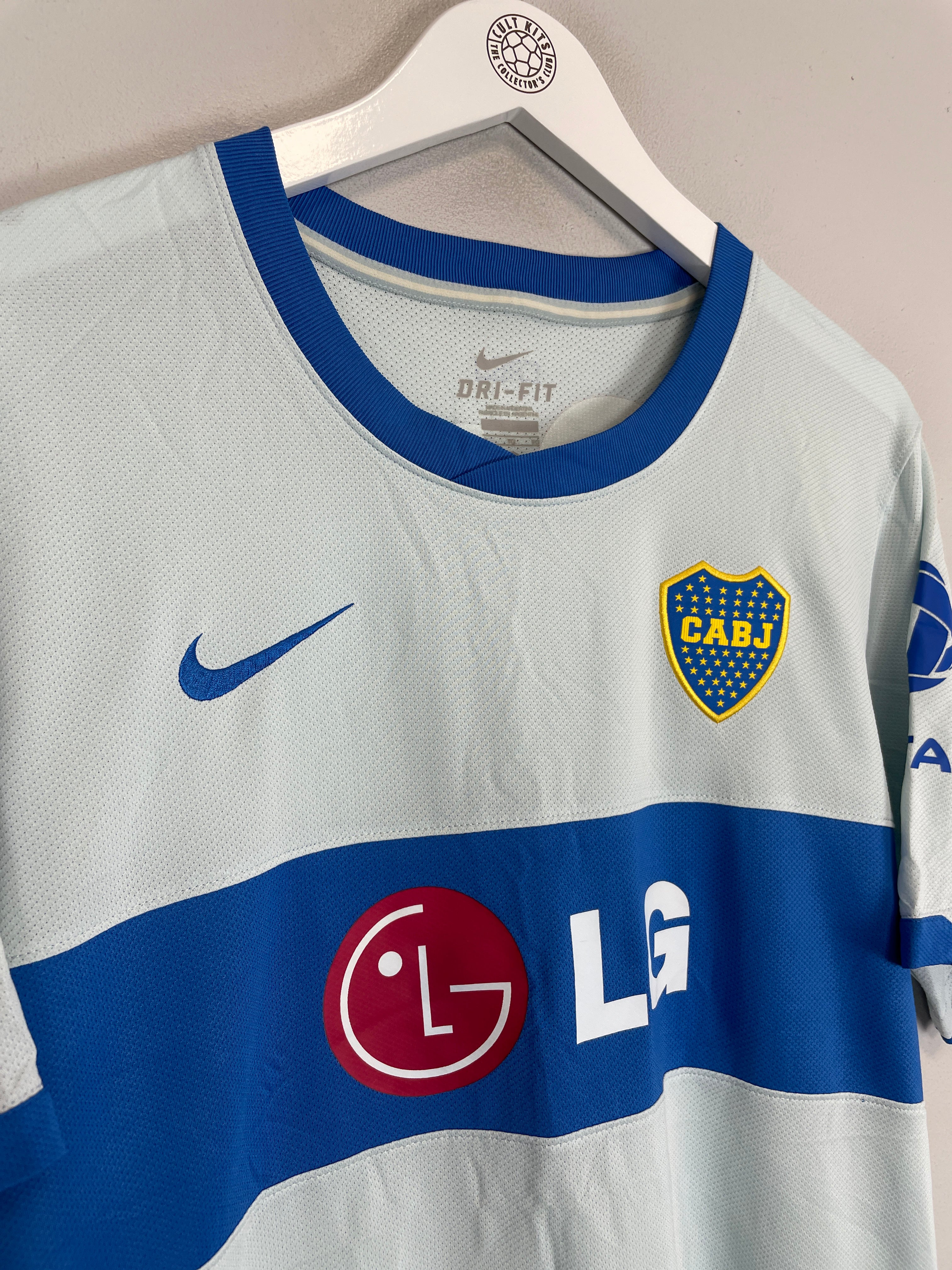 Shop 2010/11 BOCA JUNIORS AWAY SHIRT (XL) NIKE, classic football shirts, vintage football shirts & retro soccer jerseys at Cult Kits