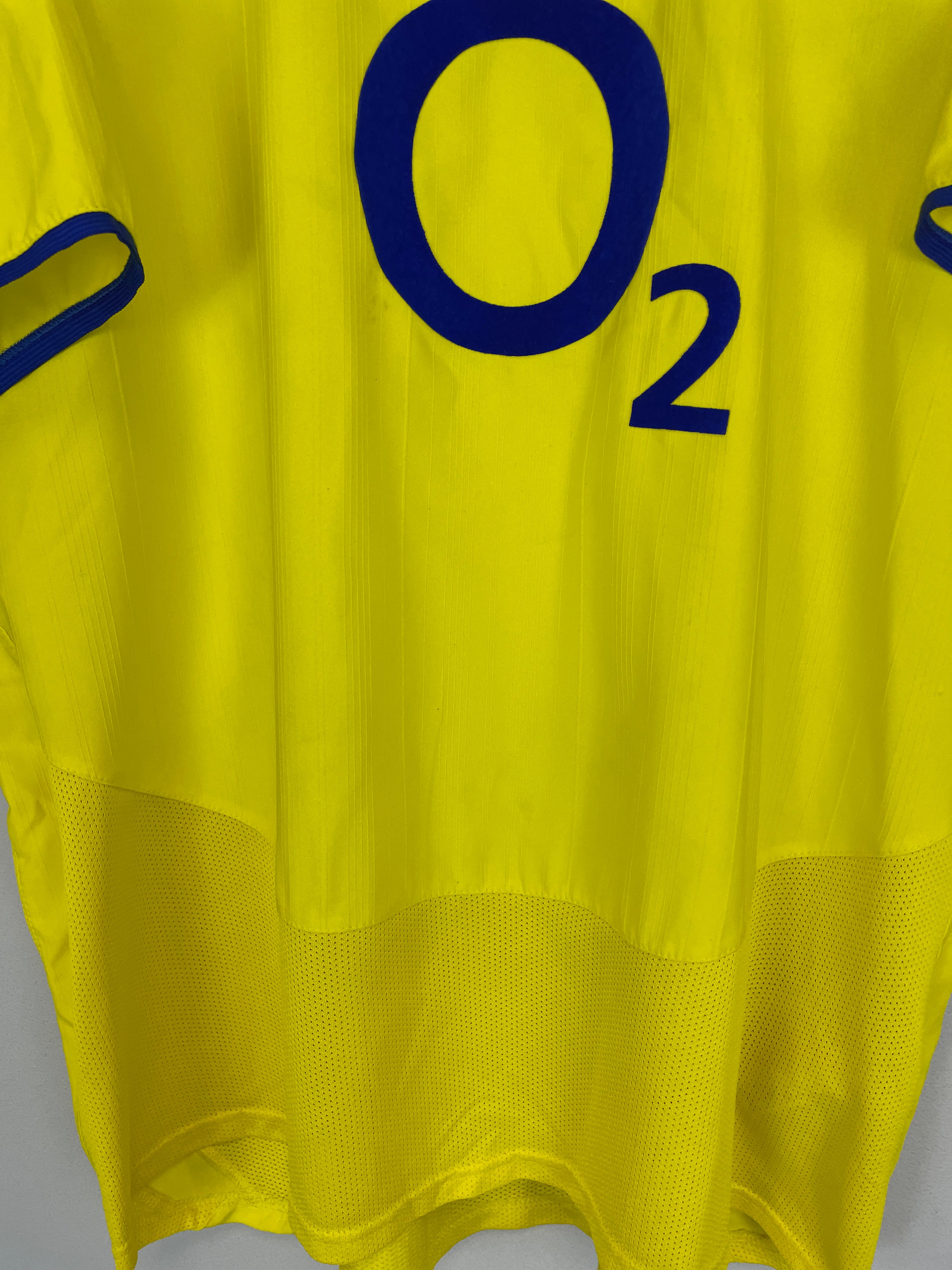 Shop 2003/05 ARSENAL REYES #9 AWAY SHIRT (XL) NIKE, classic football shirts, vintage football shirts & retro soccer jerseys at Cult Kits