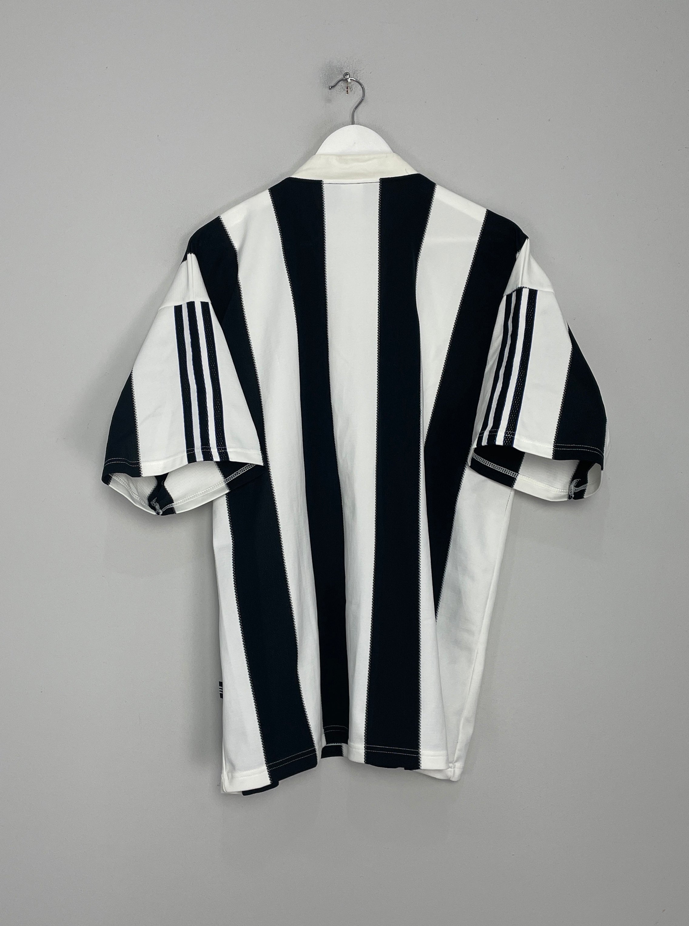 Shop 1995/97 NEWCASTLE UNITED HOME SHIRT (XL) ADIDAS, classic football shirts, vintage football shirts & retro soccer jerseys at Cult Kits