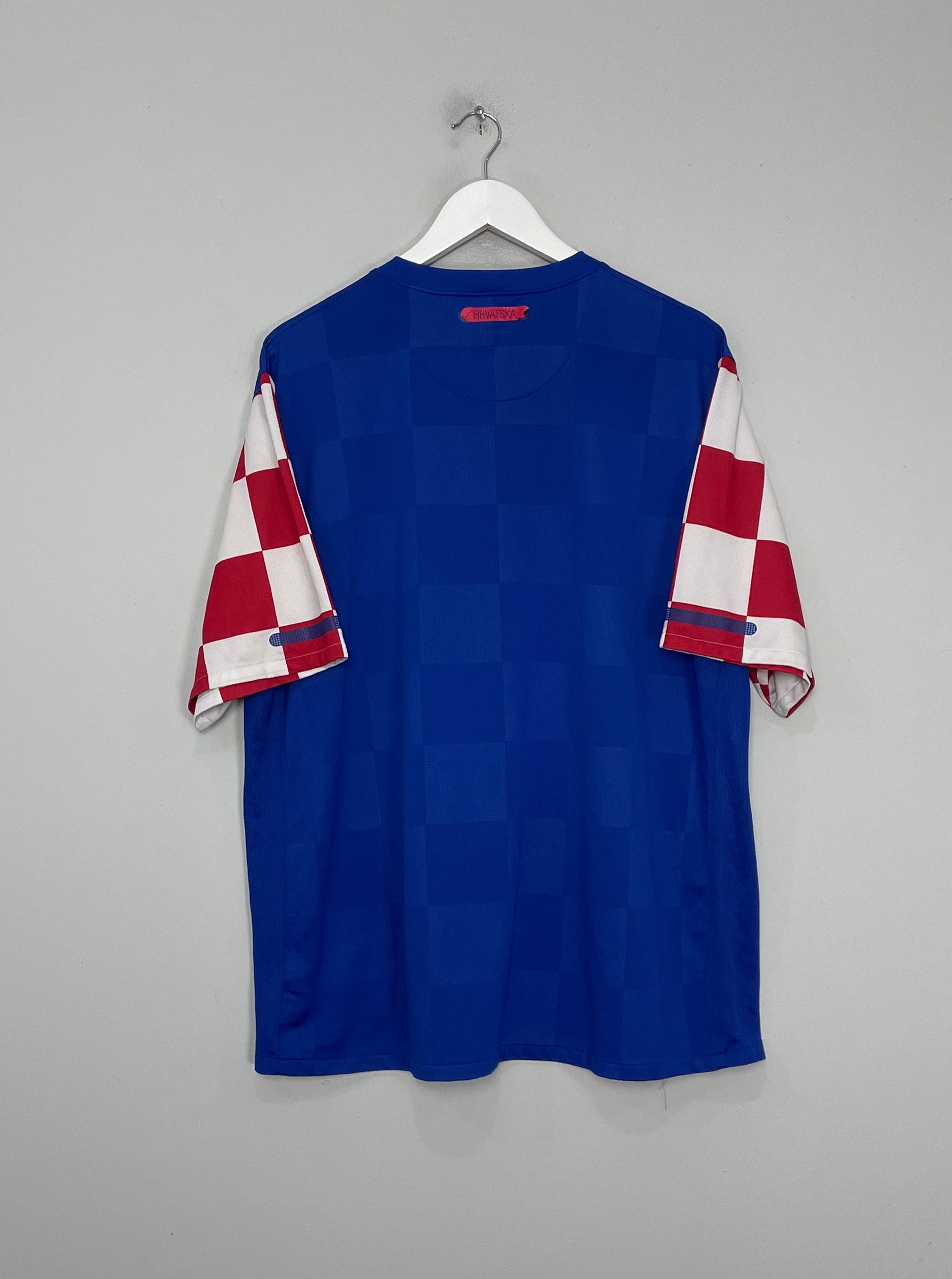 Shop 2010/11 CROATIA AWAY SHIRT (XXL) NIKE, classic football shirts, vintage football shirts & retro soccer jerseys at Cult Kits