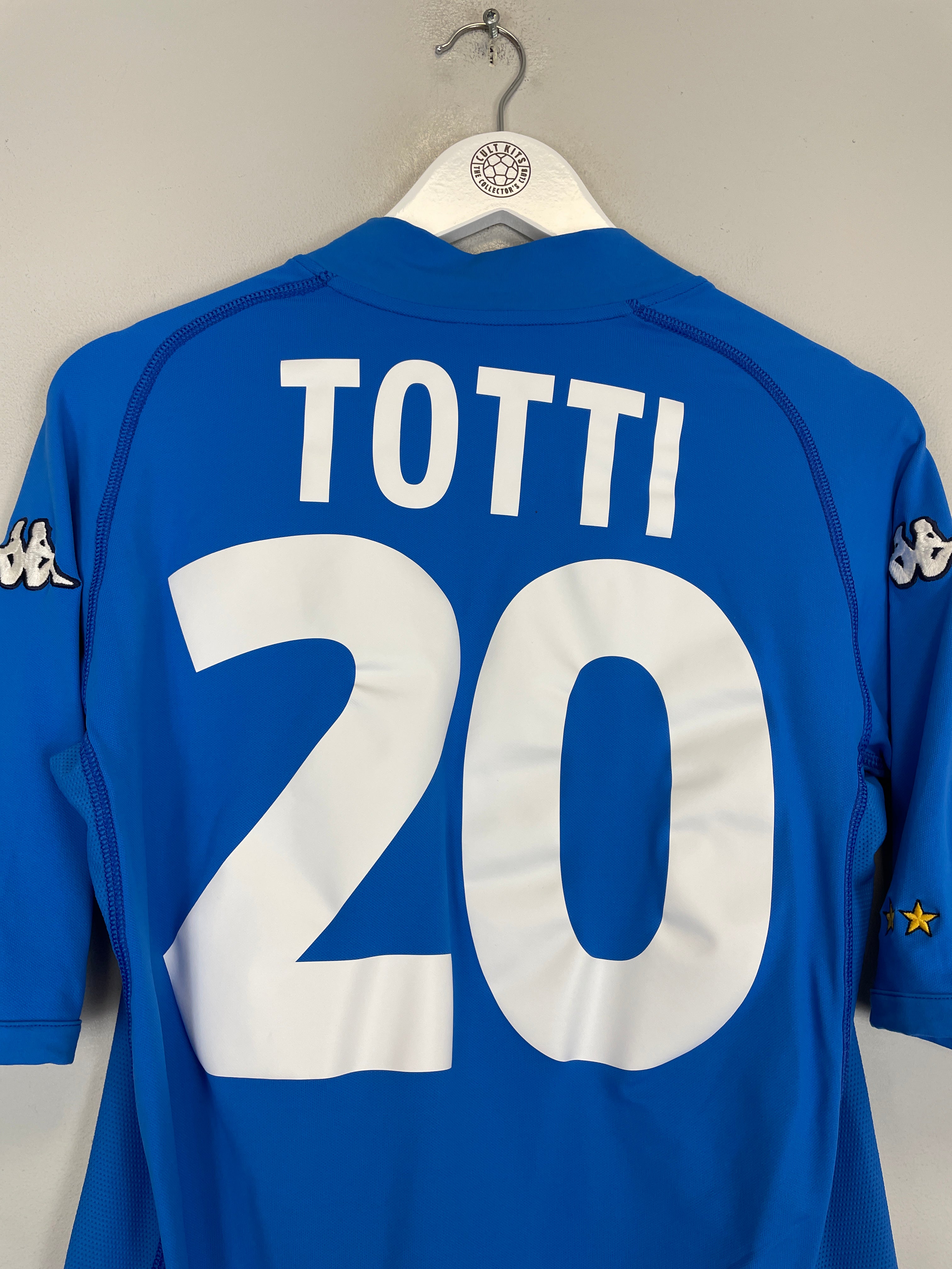 Shop 2002 ITALY TOTTI #10 HOME SHIRT (L) KAPPA, classic football shirts, vintage football shirts & retro soccer jerseys at Cult Kits