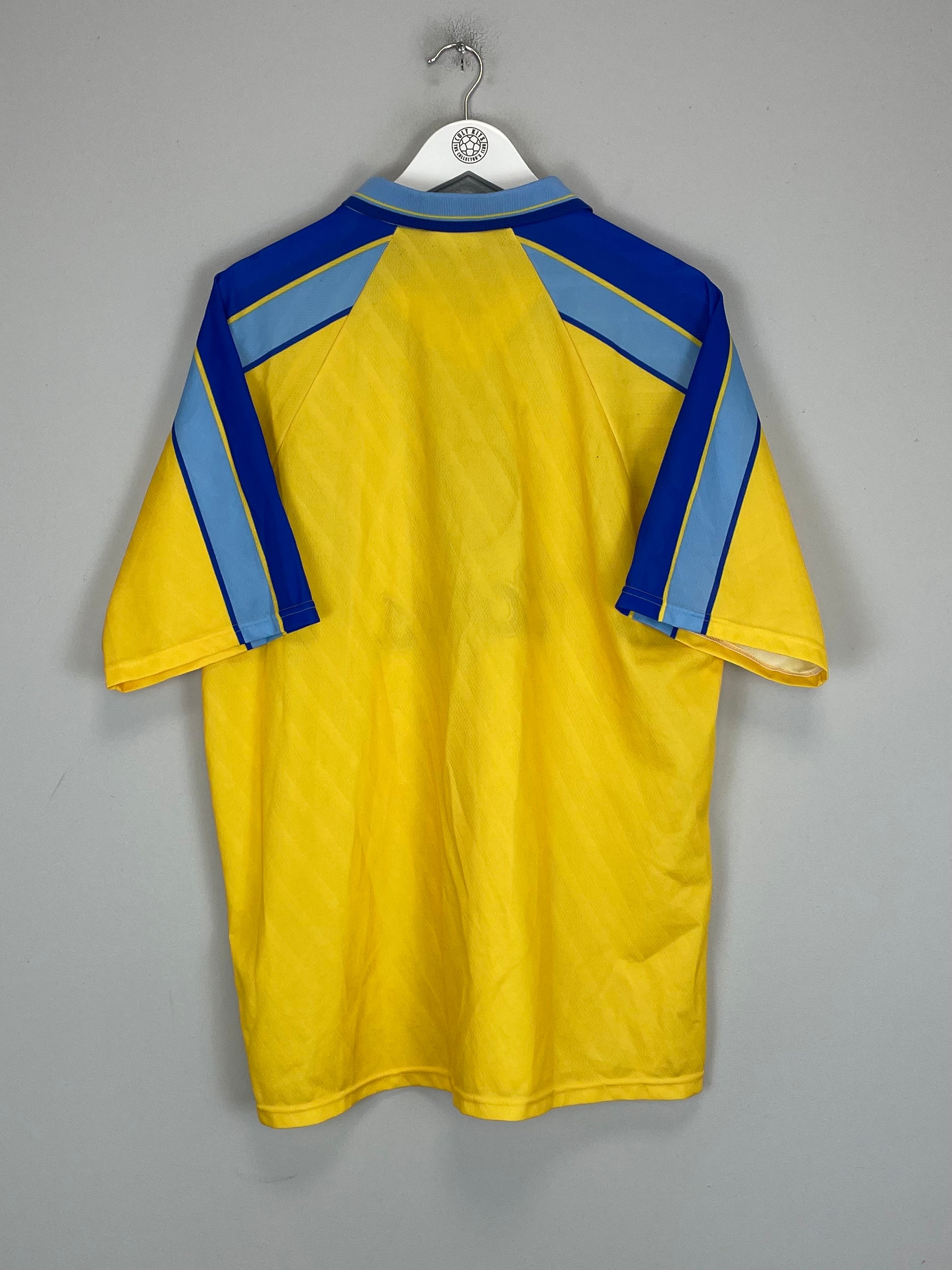 Shop 1996/97 CHELSEA AWAY SHIRT (XL) UMBRO, classic football shirts, vintage football shirts & retro soccer jerseys at Cult Kits