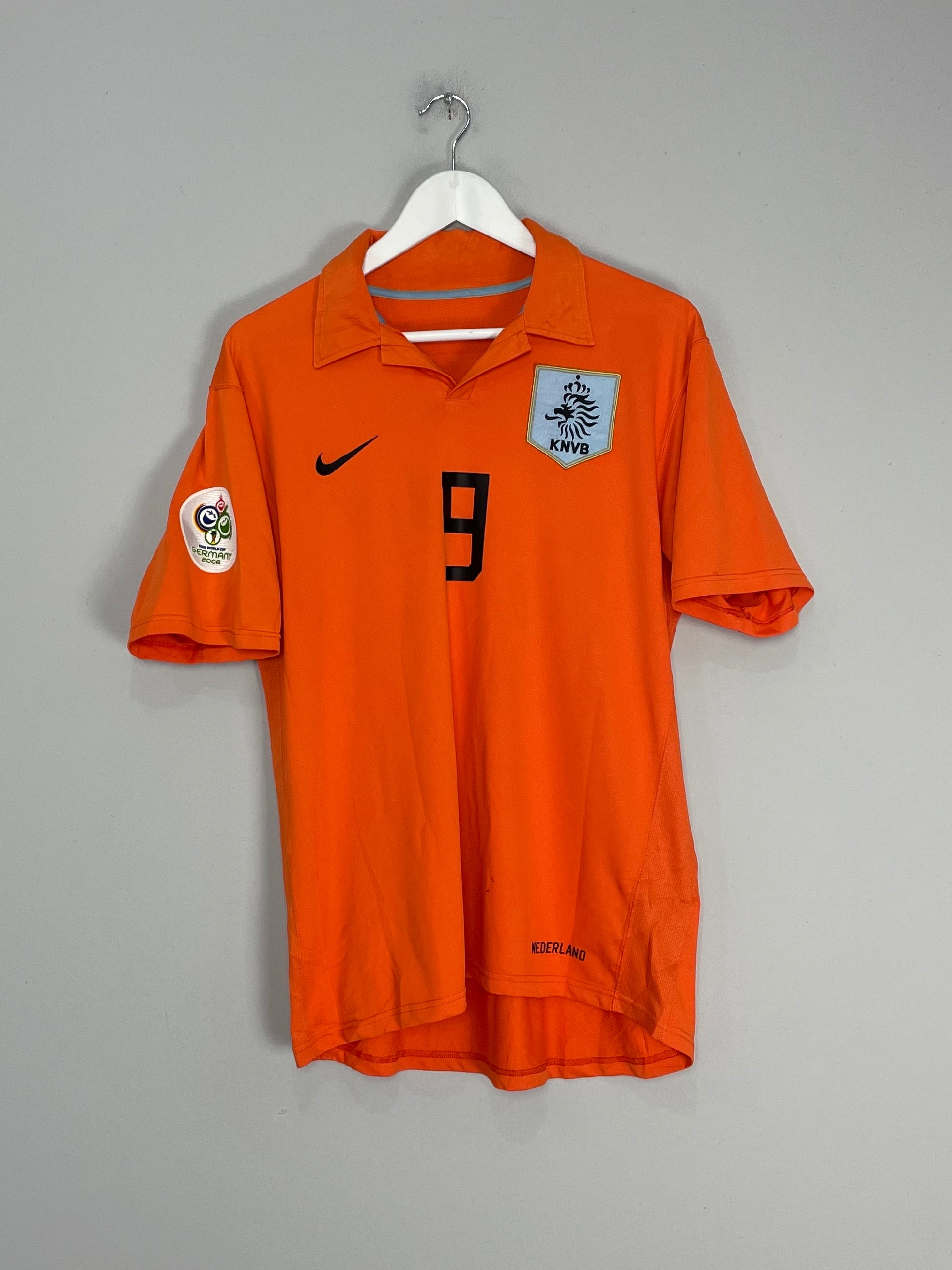 Shop 2006/08 NETHERLANDS V.NISTELROOY #9 HOME SHIRT (M) NIKE, classic football shirts, vintage football shirts & retro soccer jerseys at Cult Kits