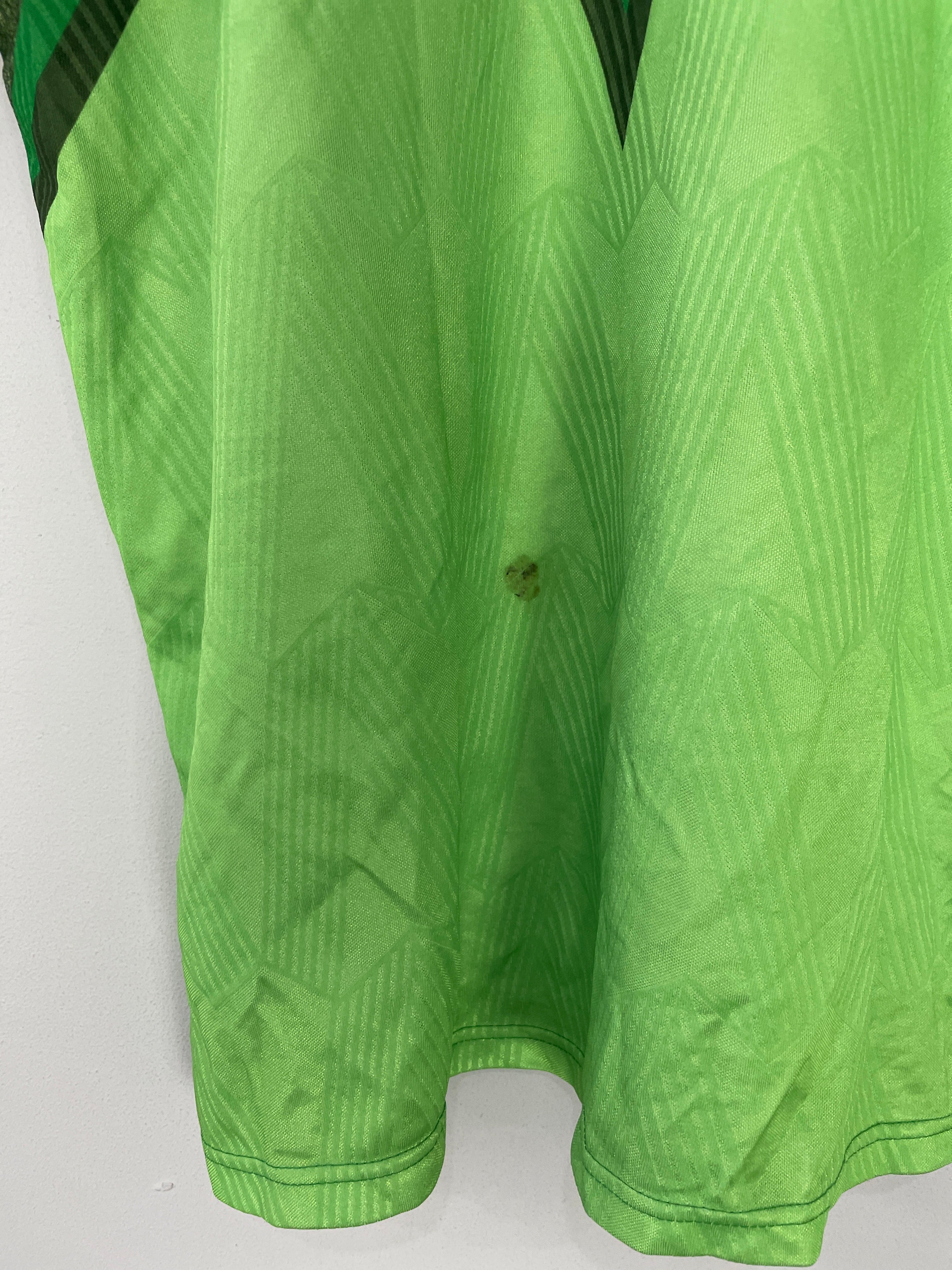 Shop 1991/92 CELTIC AWAY SHIRT (XL) UMBRO, classic football shirts, vintage football shirts & retro soccer jerseys at Cult Kits